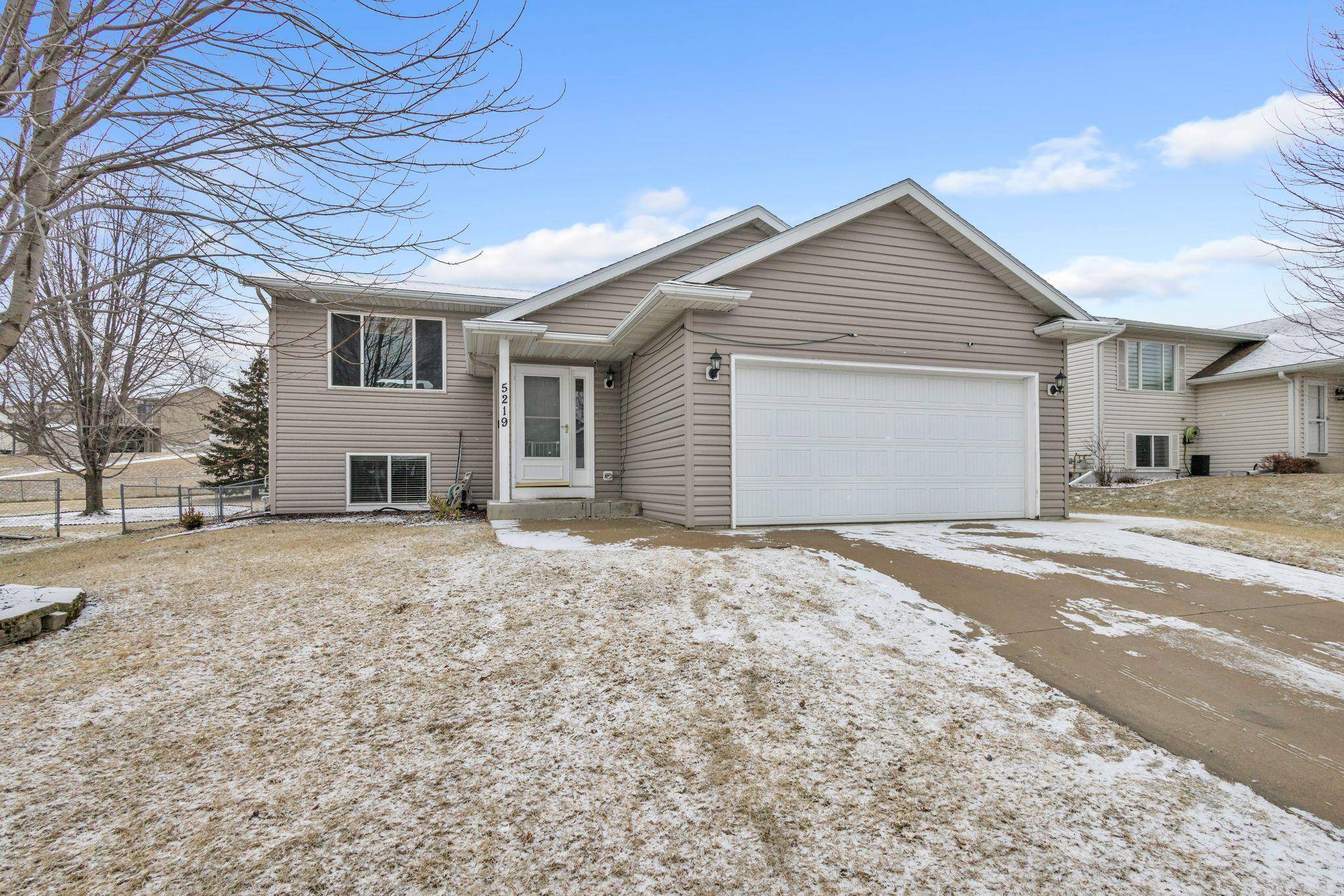 Rochester, MN 55901,5219 56th Avenue NW