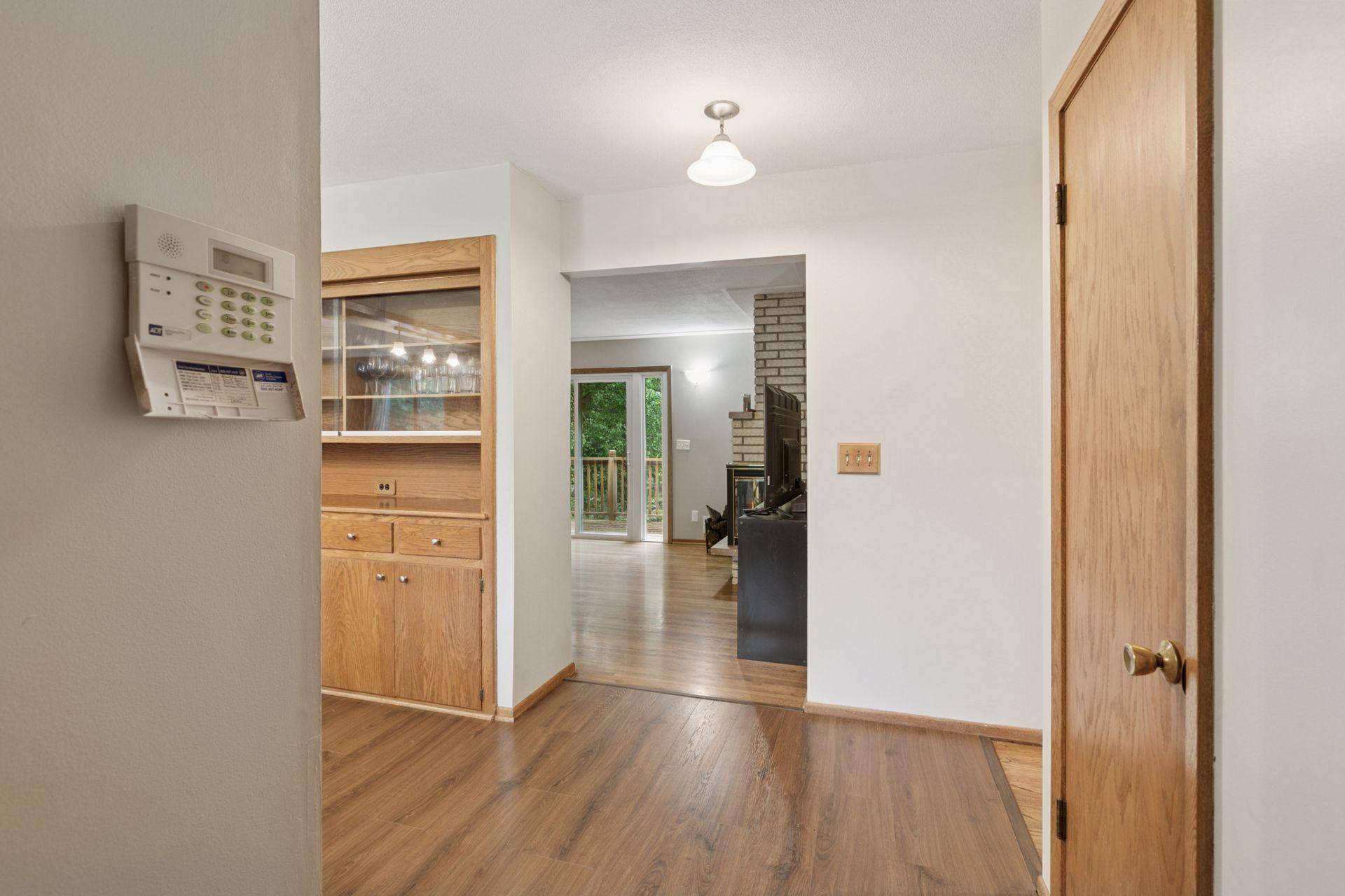 New Brighton, MN 55112,667 19th AVE NW