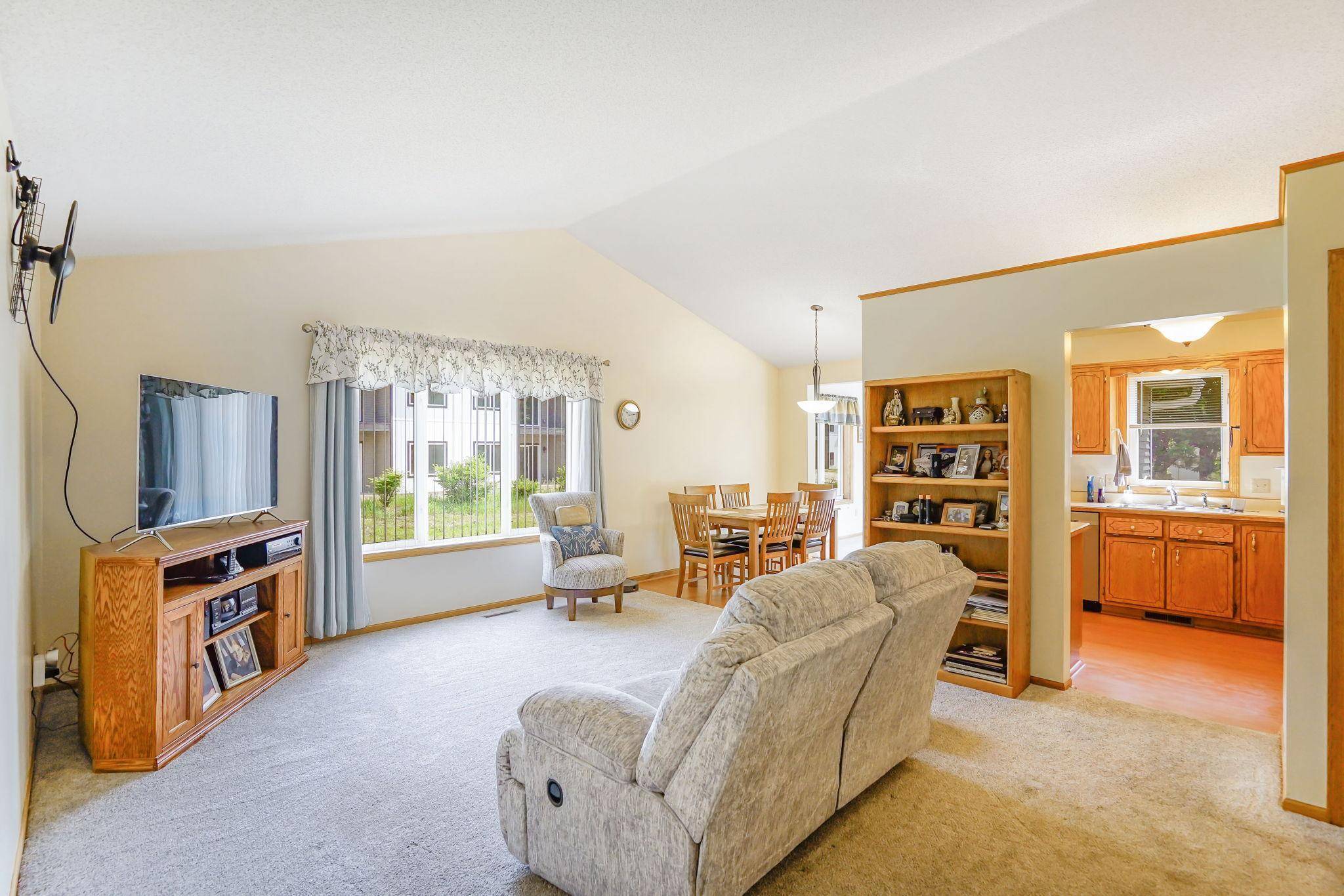 Isanti, MN 55040,217 Rosewood AVE NW