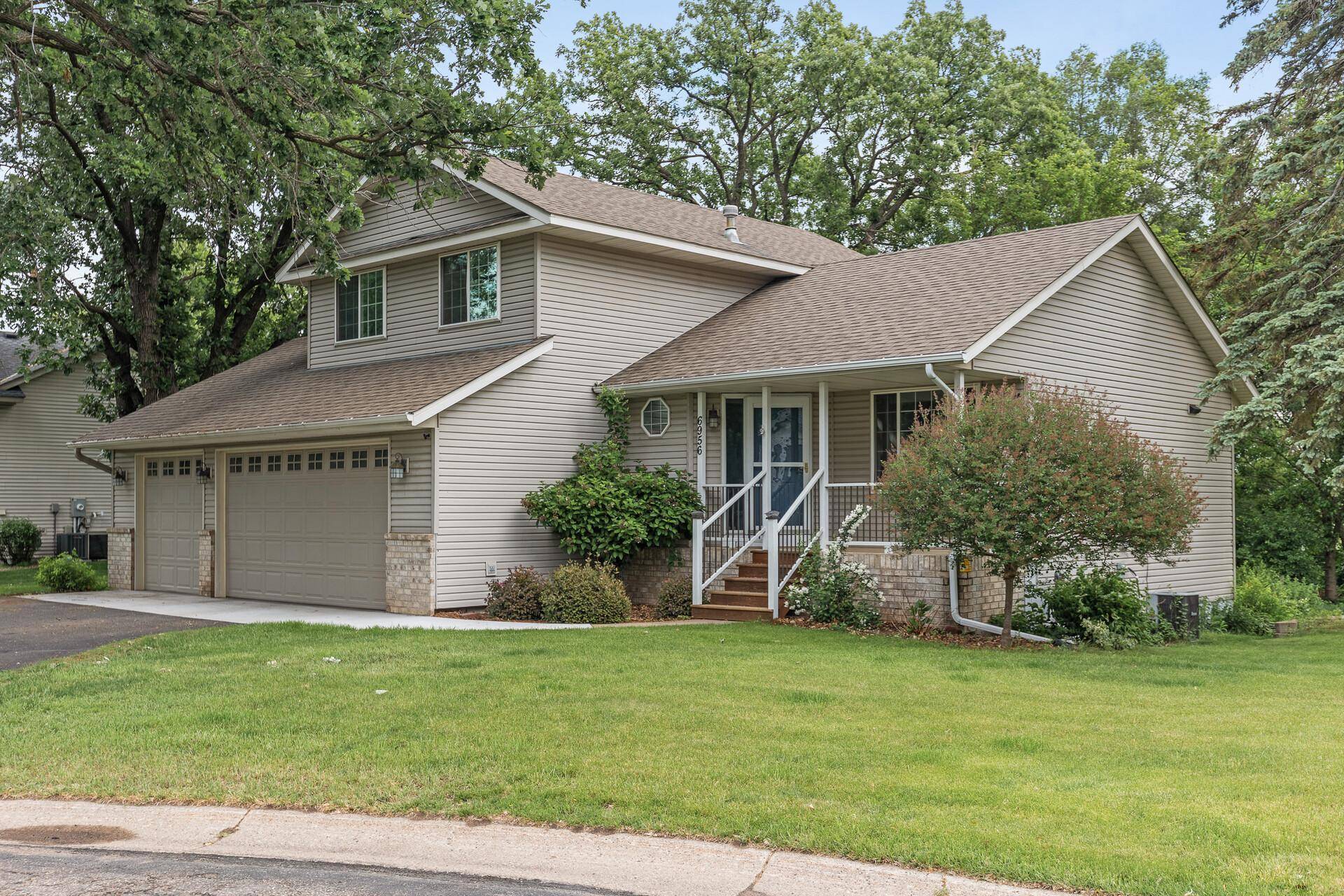 Inver Grove Heights, MN 55076,6956 Delarosa CT