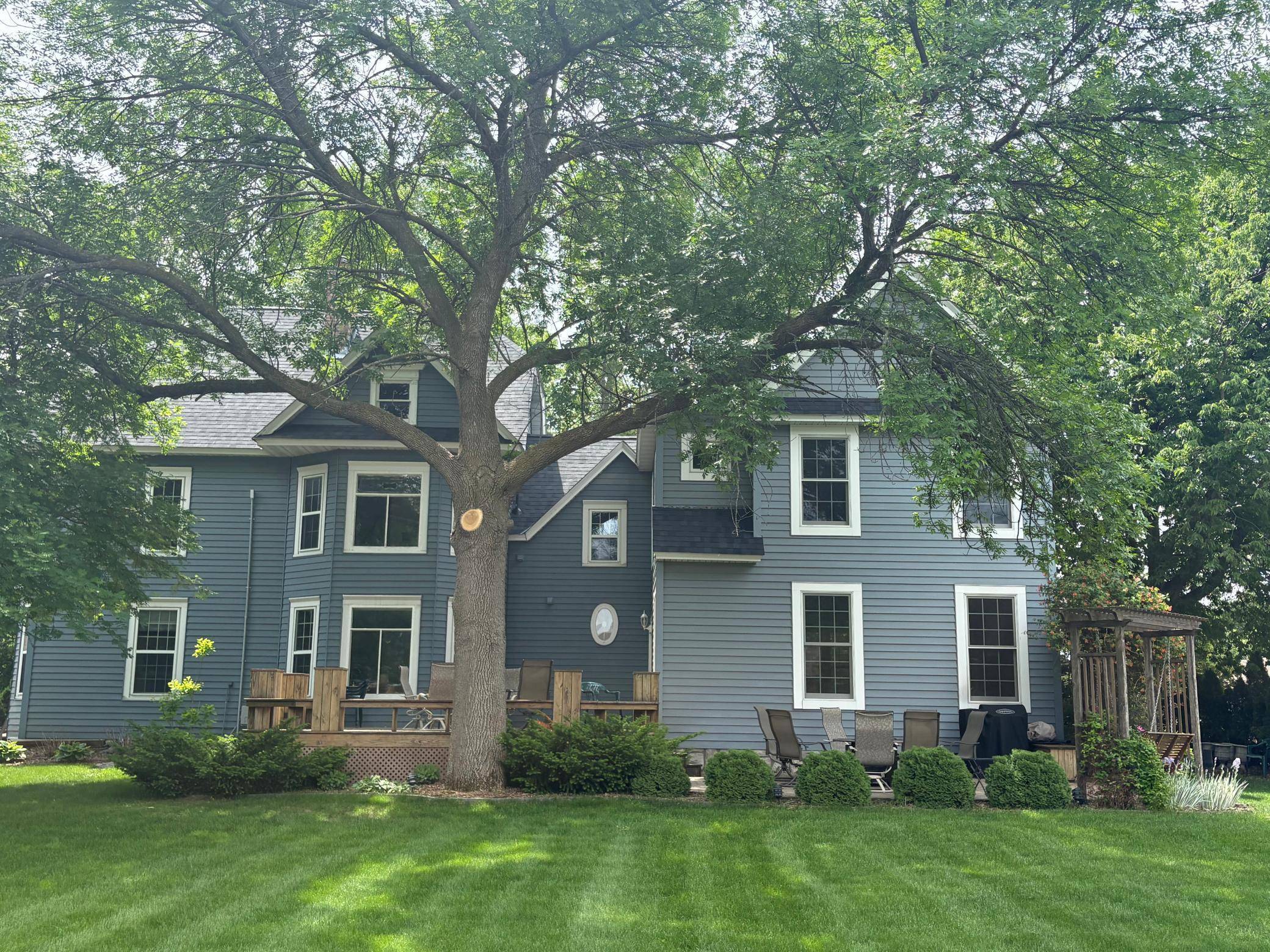 Benson, MN 56215,1710 Maple AVE