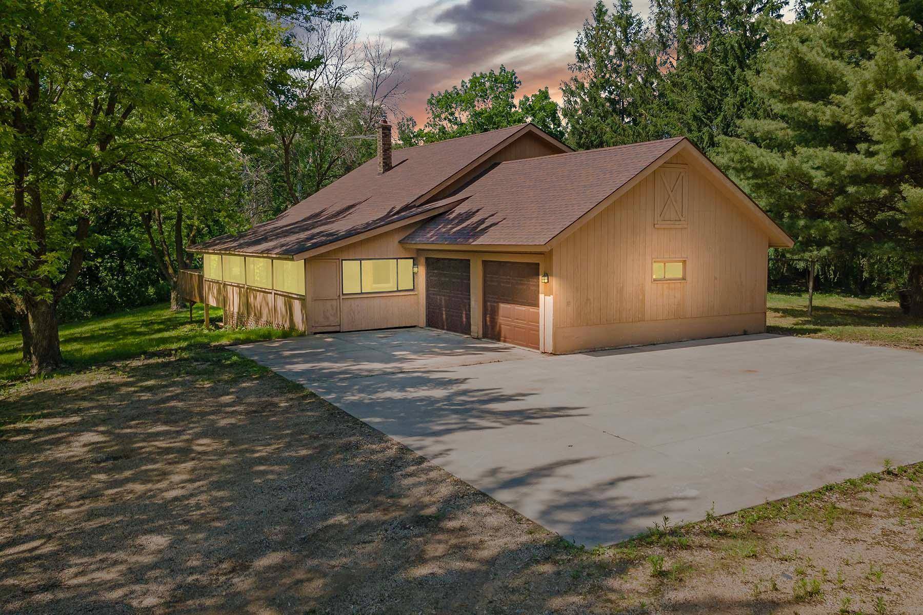 Lakeville, MN 55044,11606 235th ST E