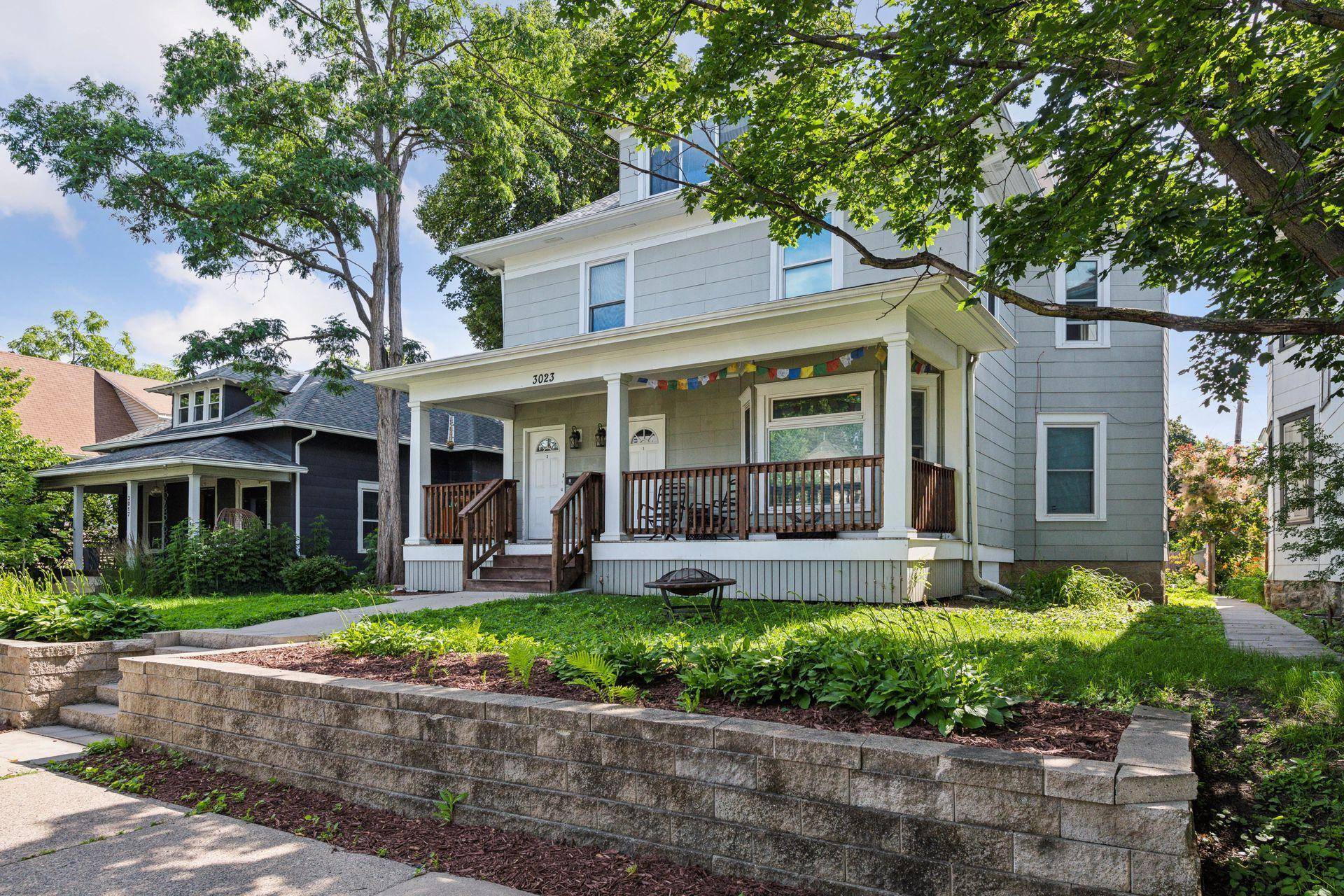 Minneapolis, MN 55408,3023 Dupont AVE S #2
