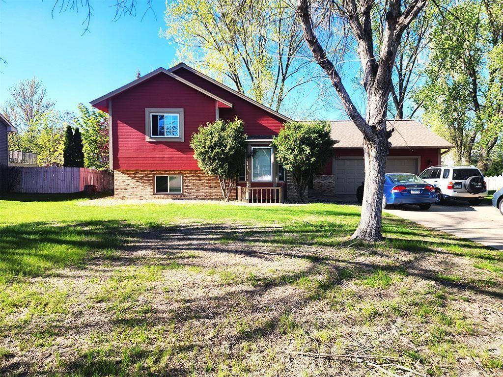 Coon Rapids, MN 55448,1687 131st LN NW