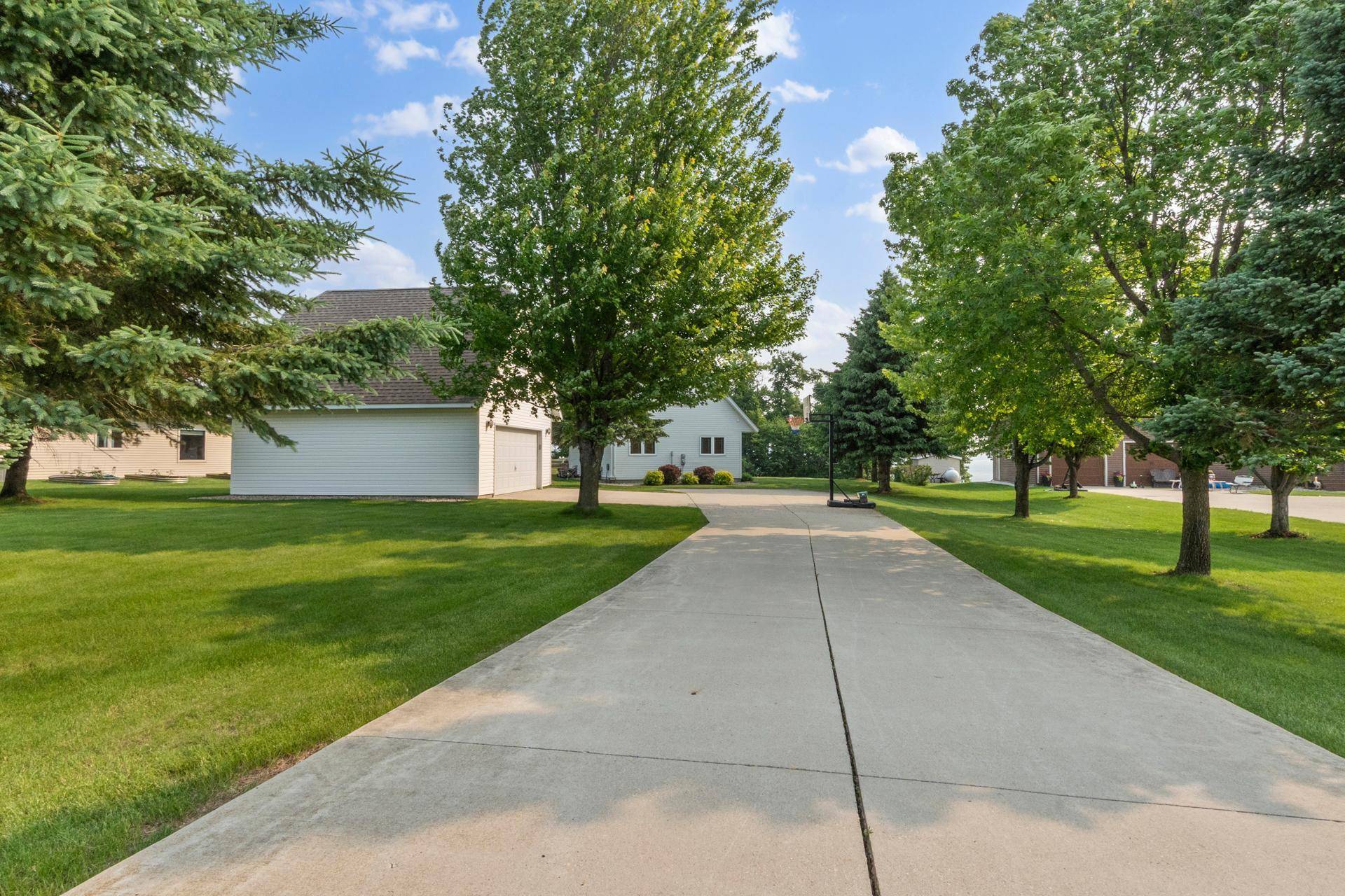 Leaf Valley Twp, MN 56354,13771 Schuelke Beach RD NW