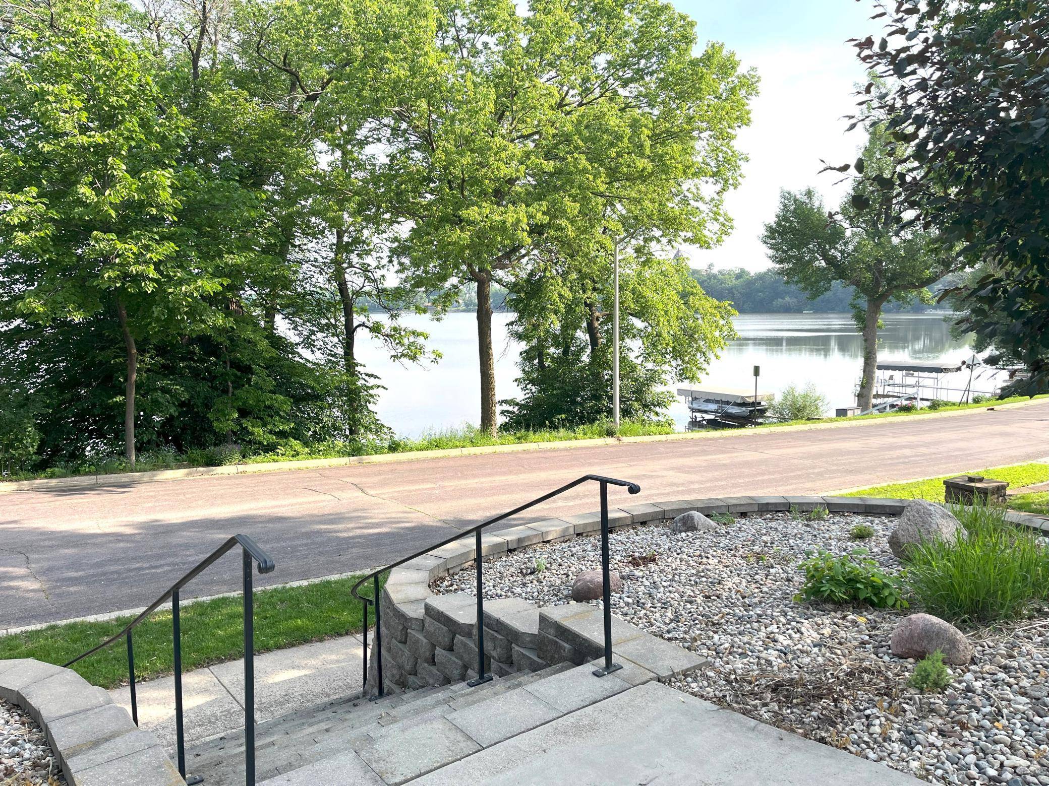 Fairmont, MN 56031,311 Lake Park BLVD