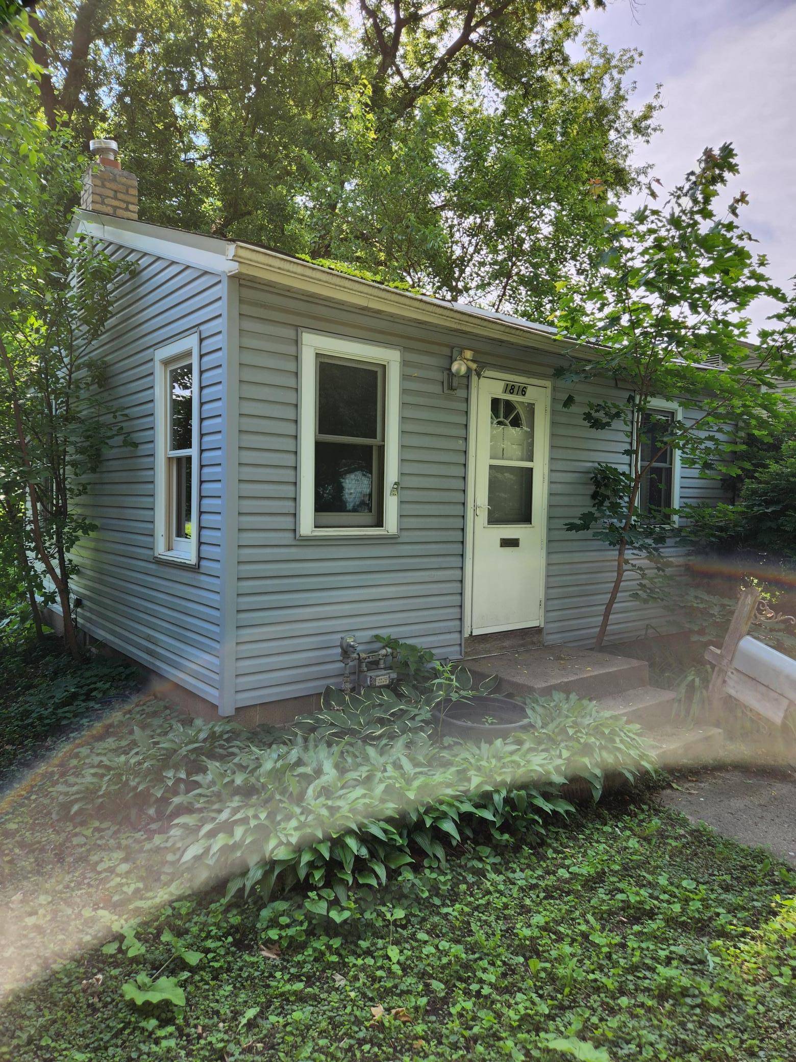 Lauderdale, MN 55113,1816 Malvern ST