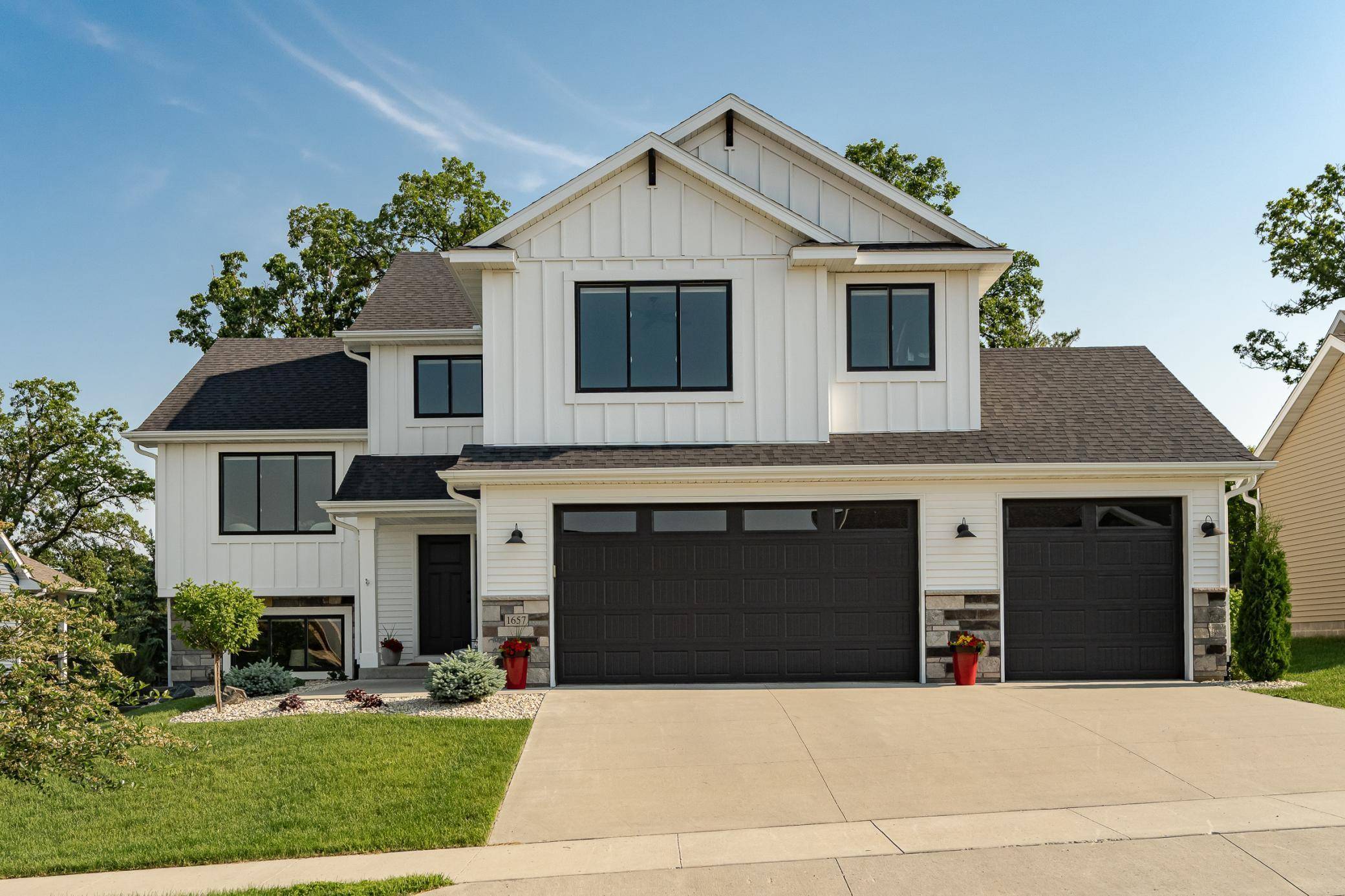Rochester, MN 55906,1657 Century Ridge LN NE