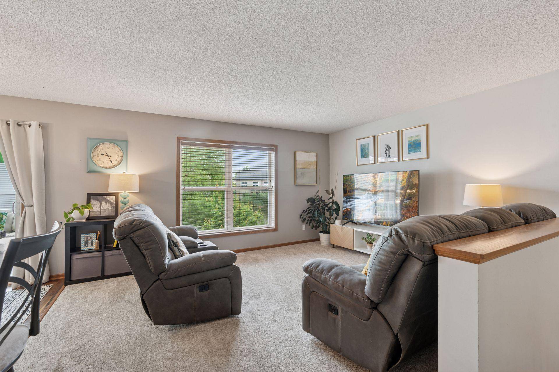 Hugo, MN 55038,5121 Farnham DR N