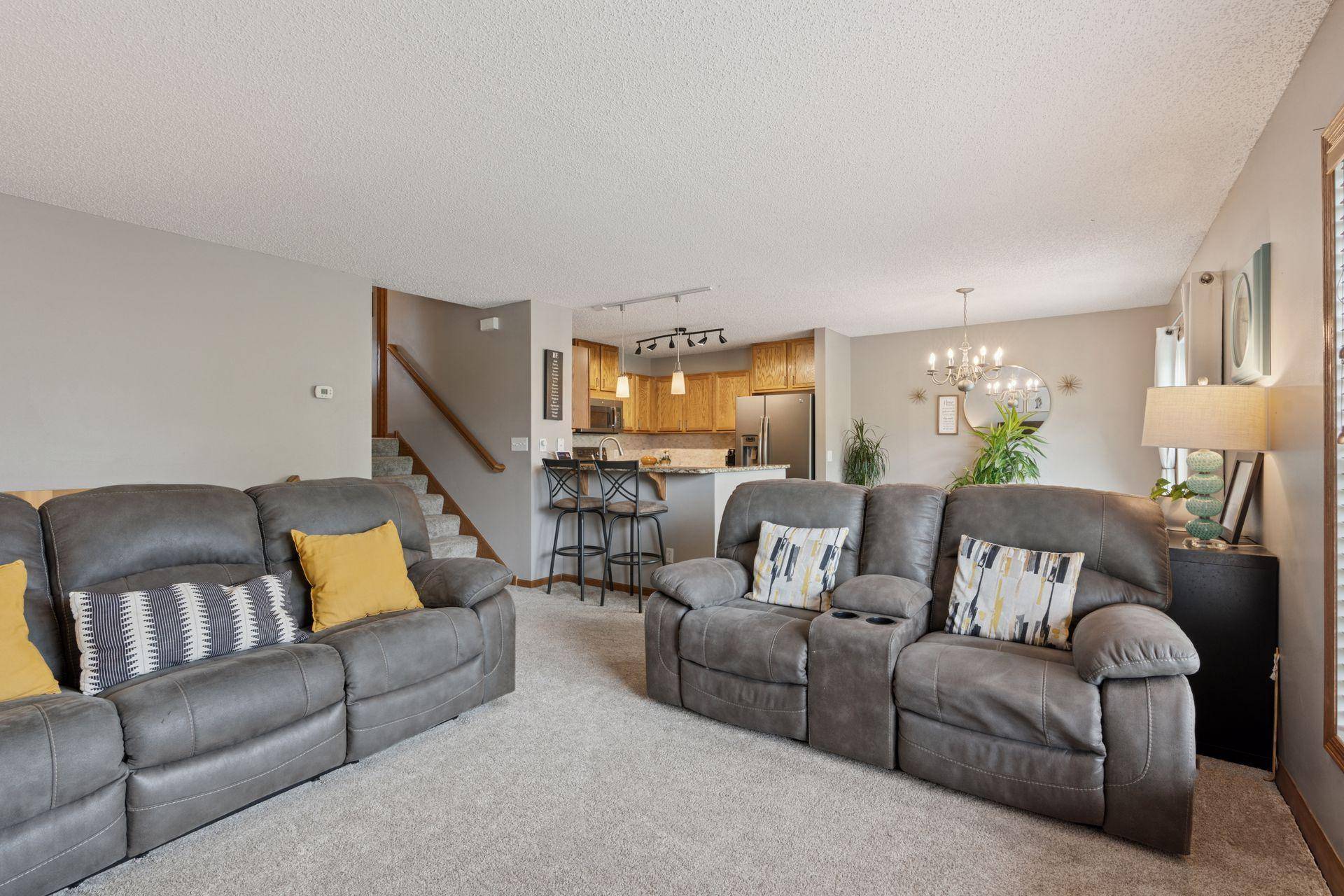 Hugo, MN 55038,5121 Farnham DR N