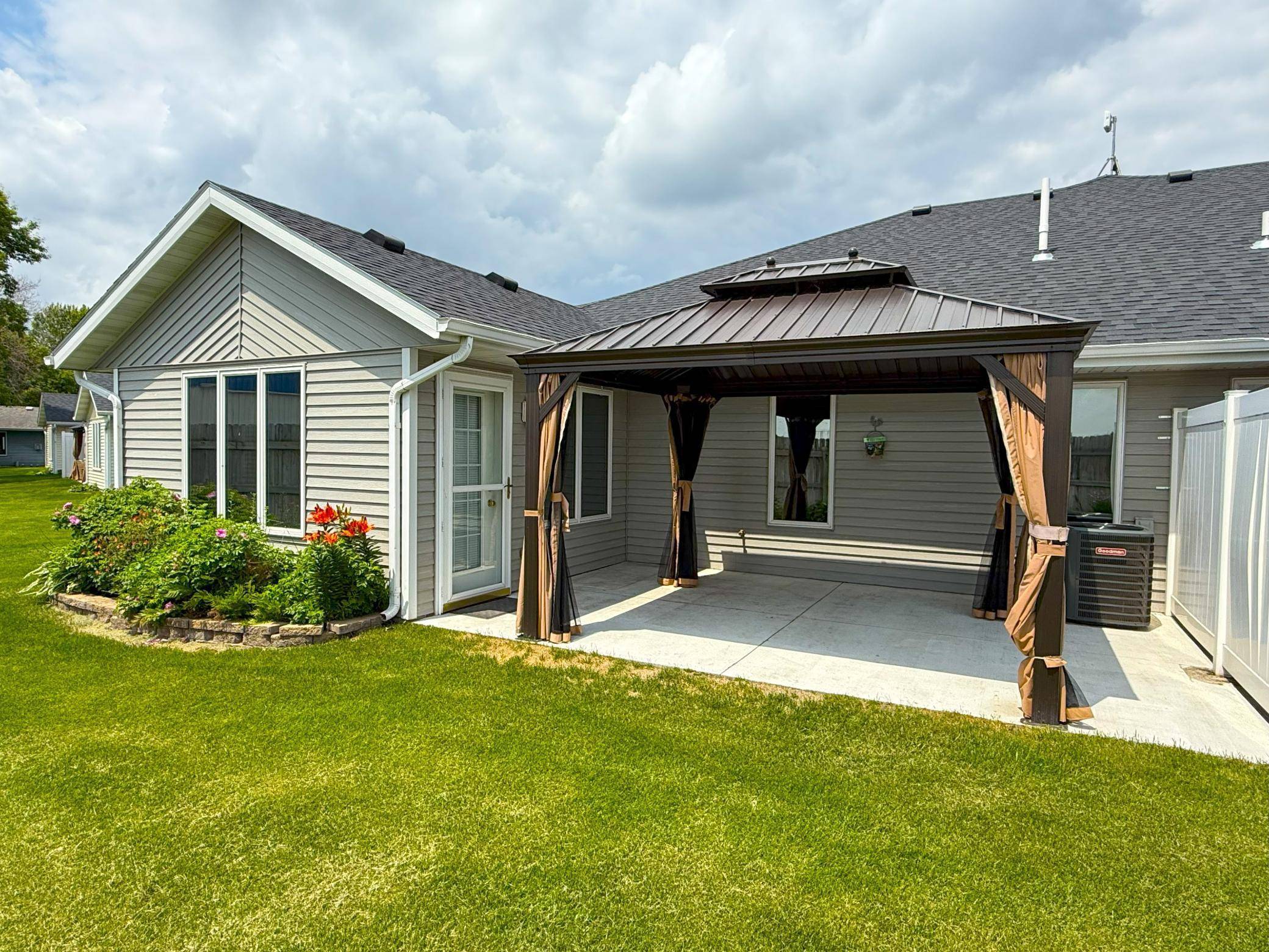 Little Falls, MN 56345,1423 Fairview LN