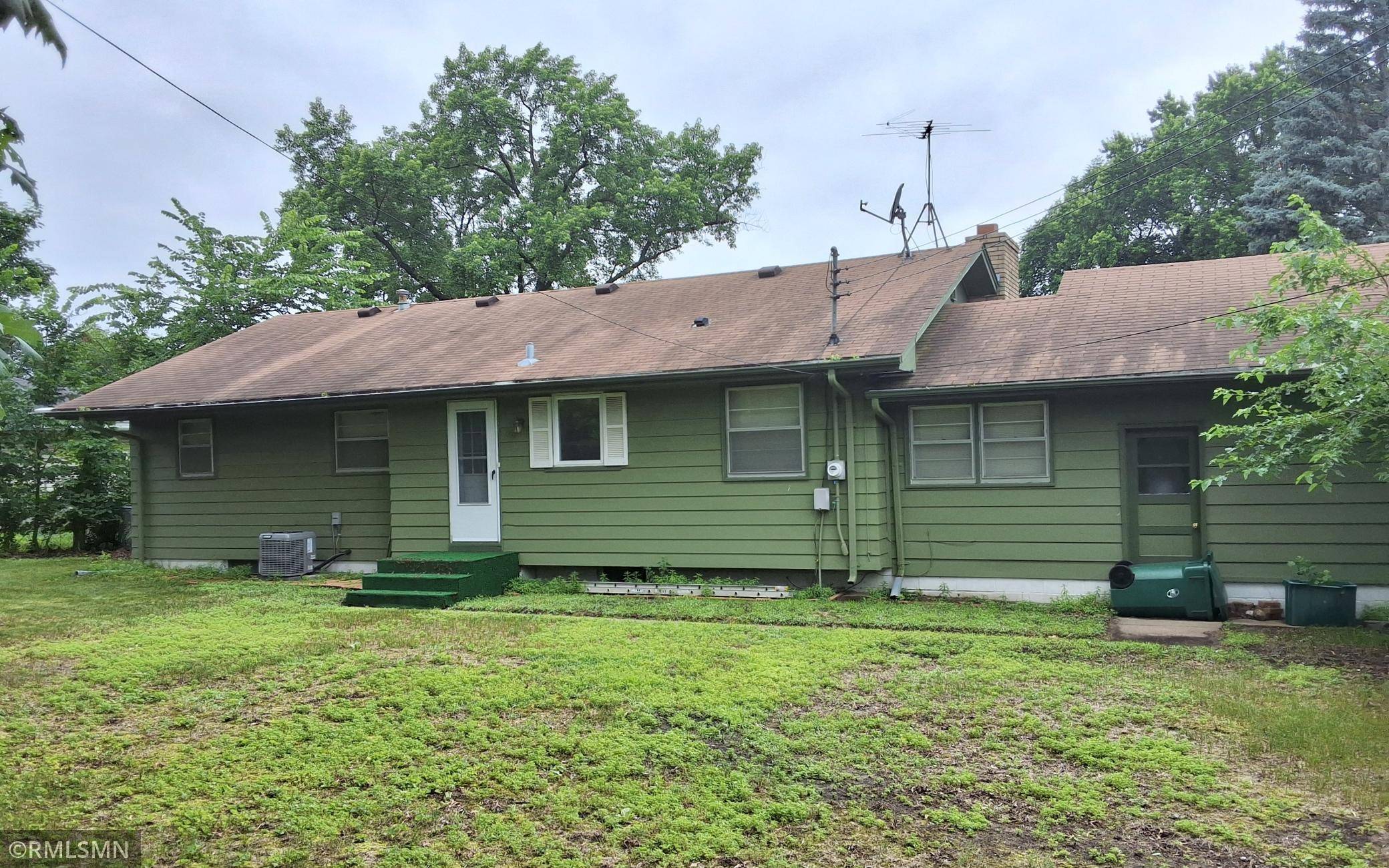 Brooklyn Center, MN 55429,4721 Wingard LN