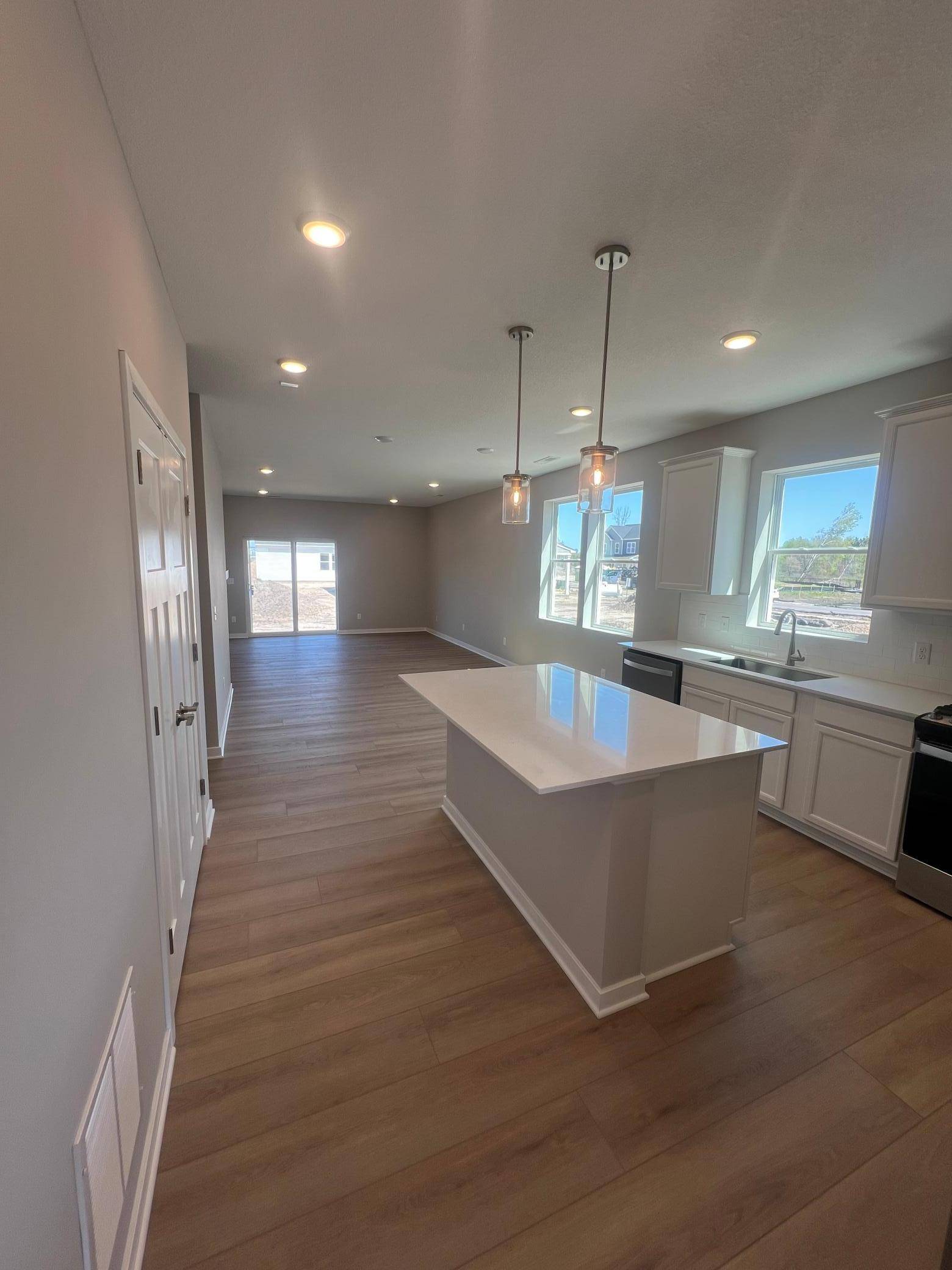 Blaine, MN 55449,12515 Erskin ST NE