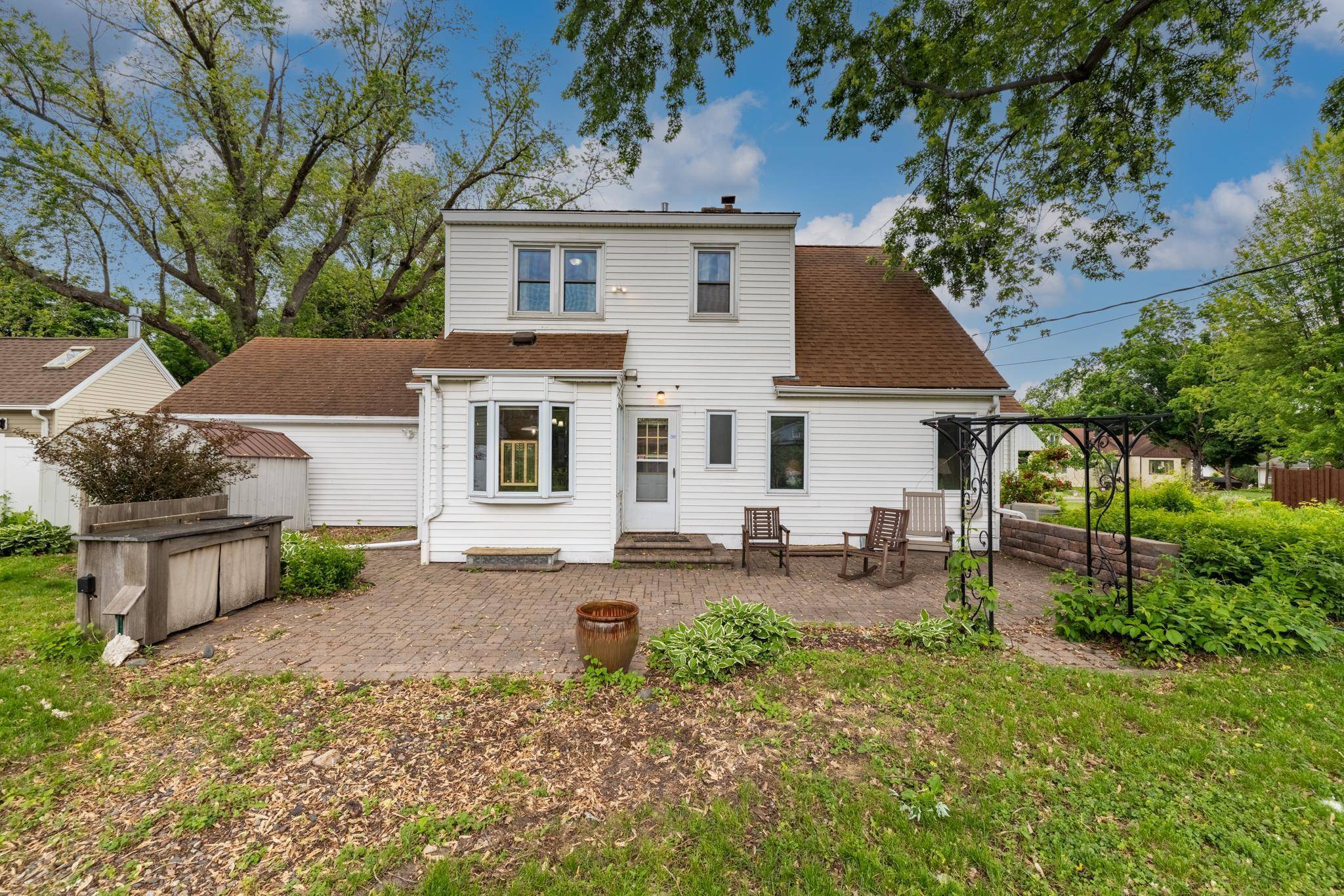 South Saint Paul, MN 55075,1029 15th AVE N