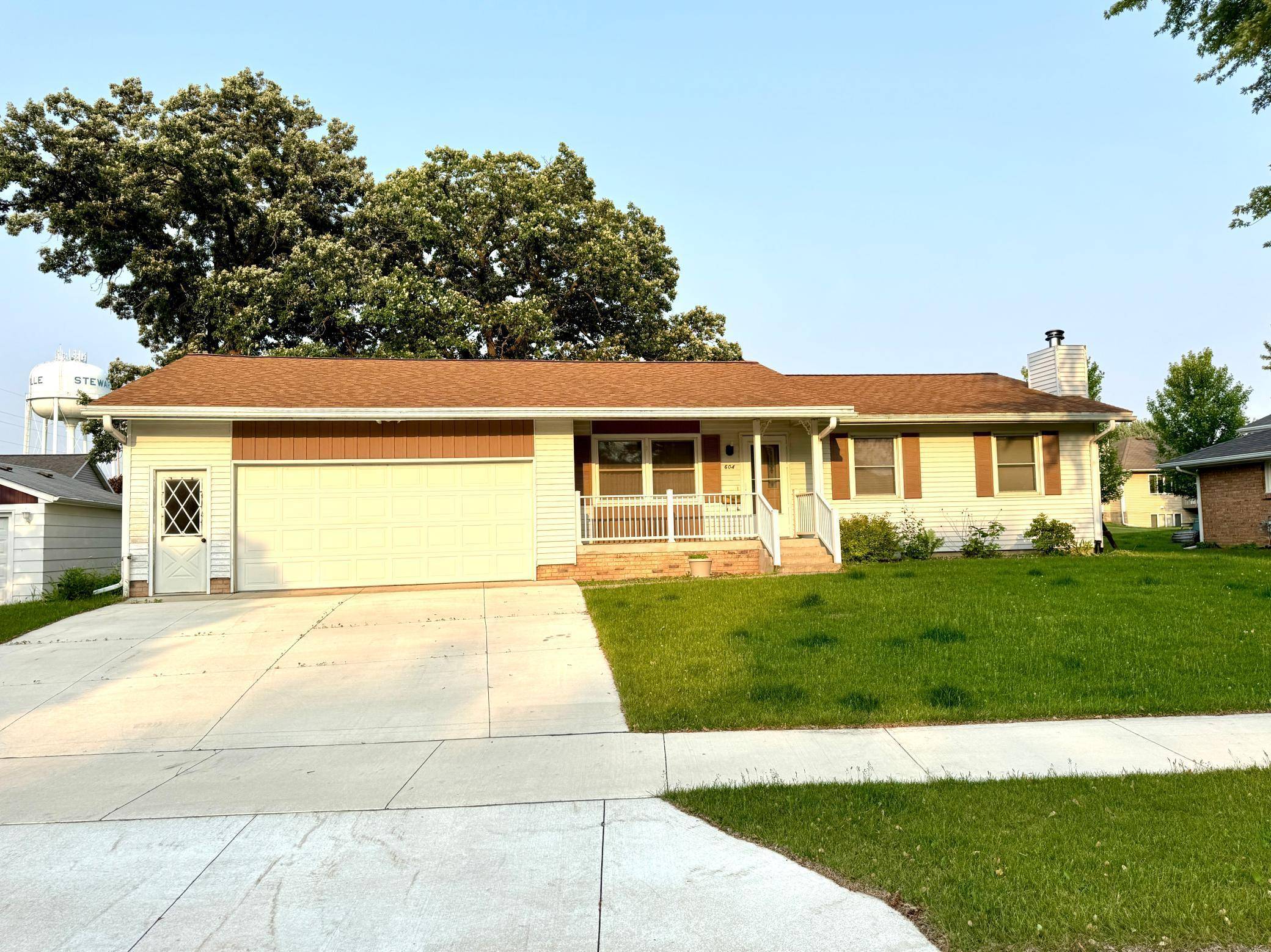 Stewartville, MN 55976,604 5th AVE SE