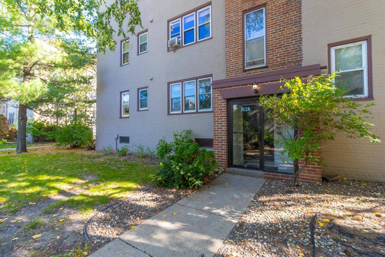 Minneapolis, MN 55416,3128 W Bde Maka Ska BLVD #415