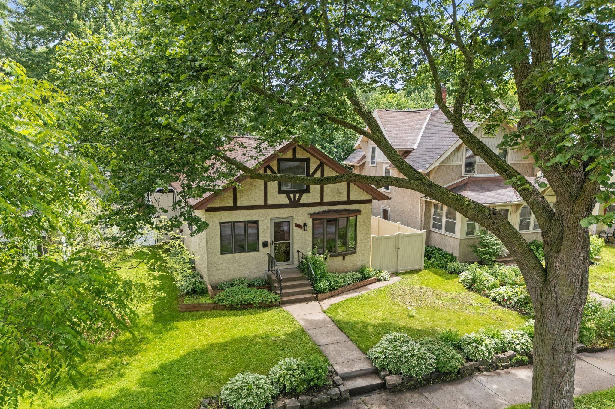 Minneapolis, MN 55418,2639 Lincoln ST NE
