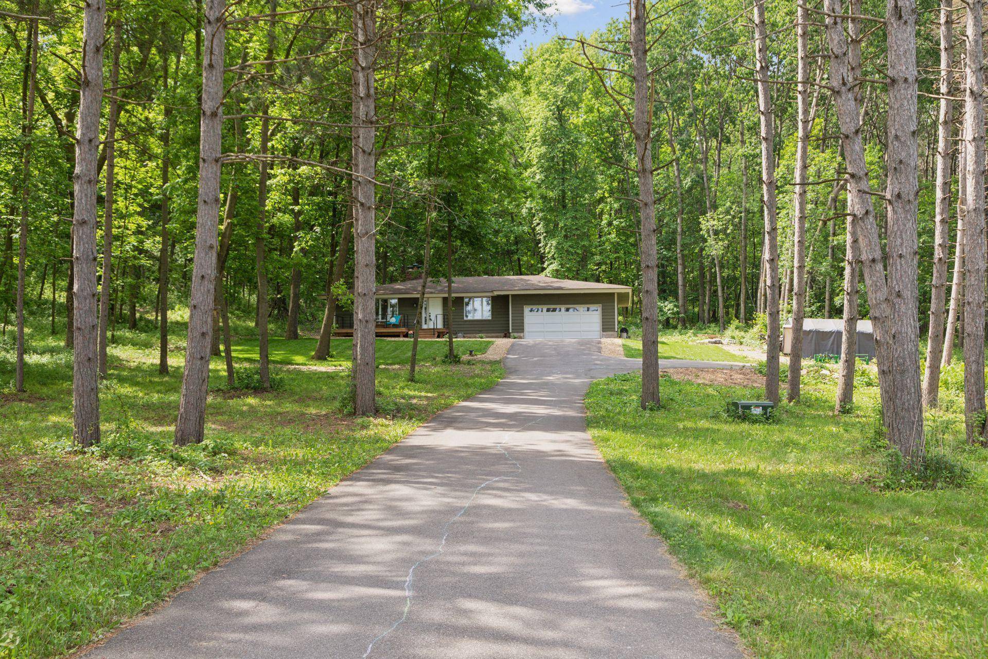 Troy Twp, WI 54016,303 S Cove RD