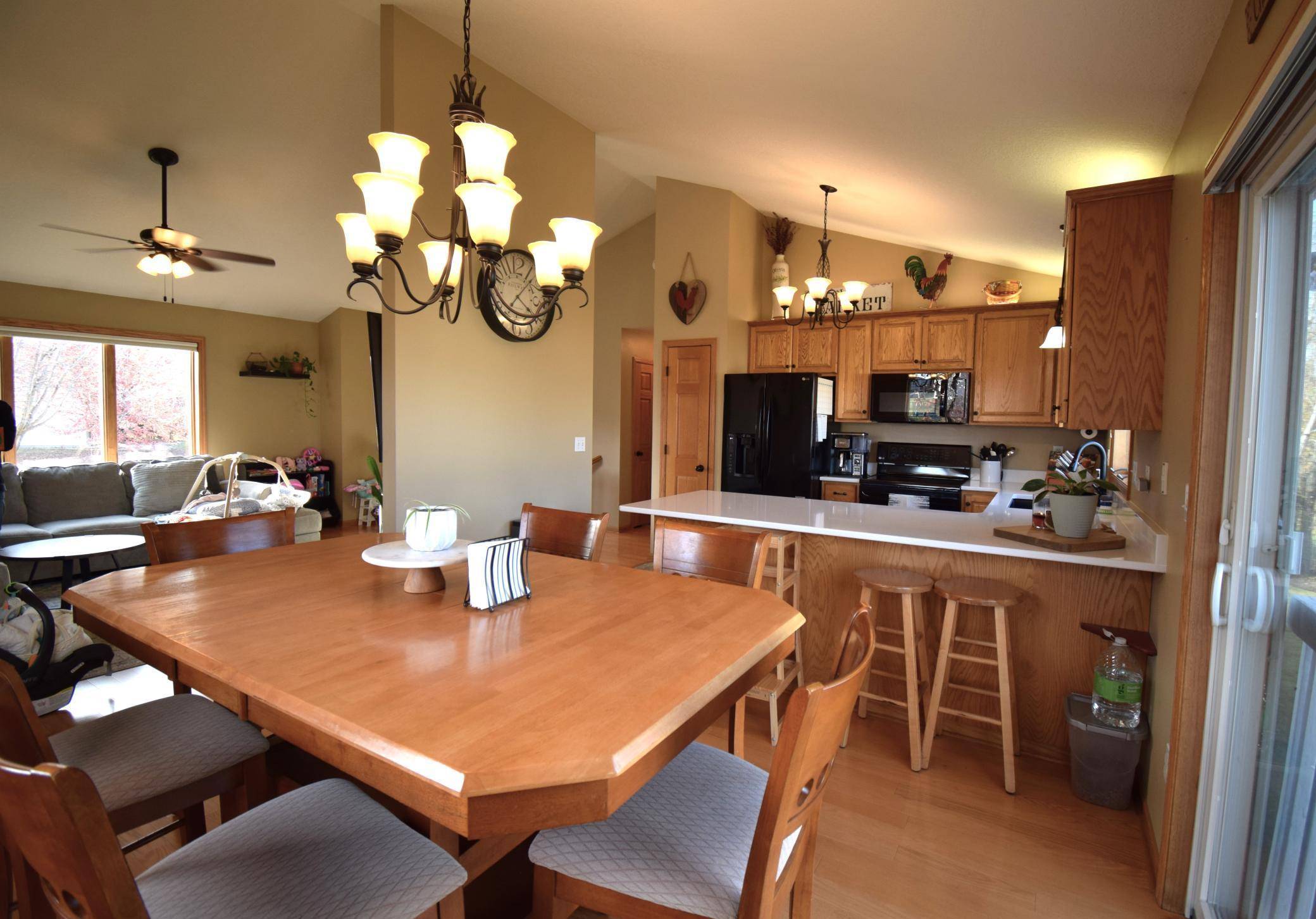 Roberts, WI 54023,423 Durango DR