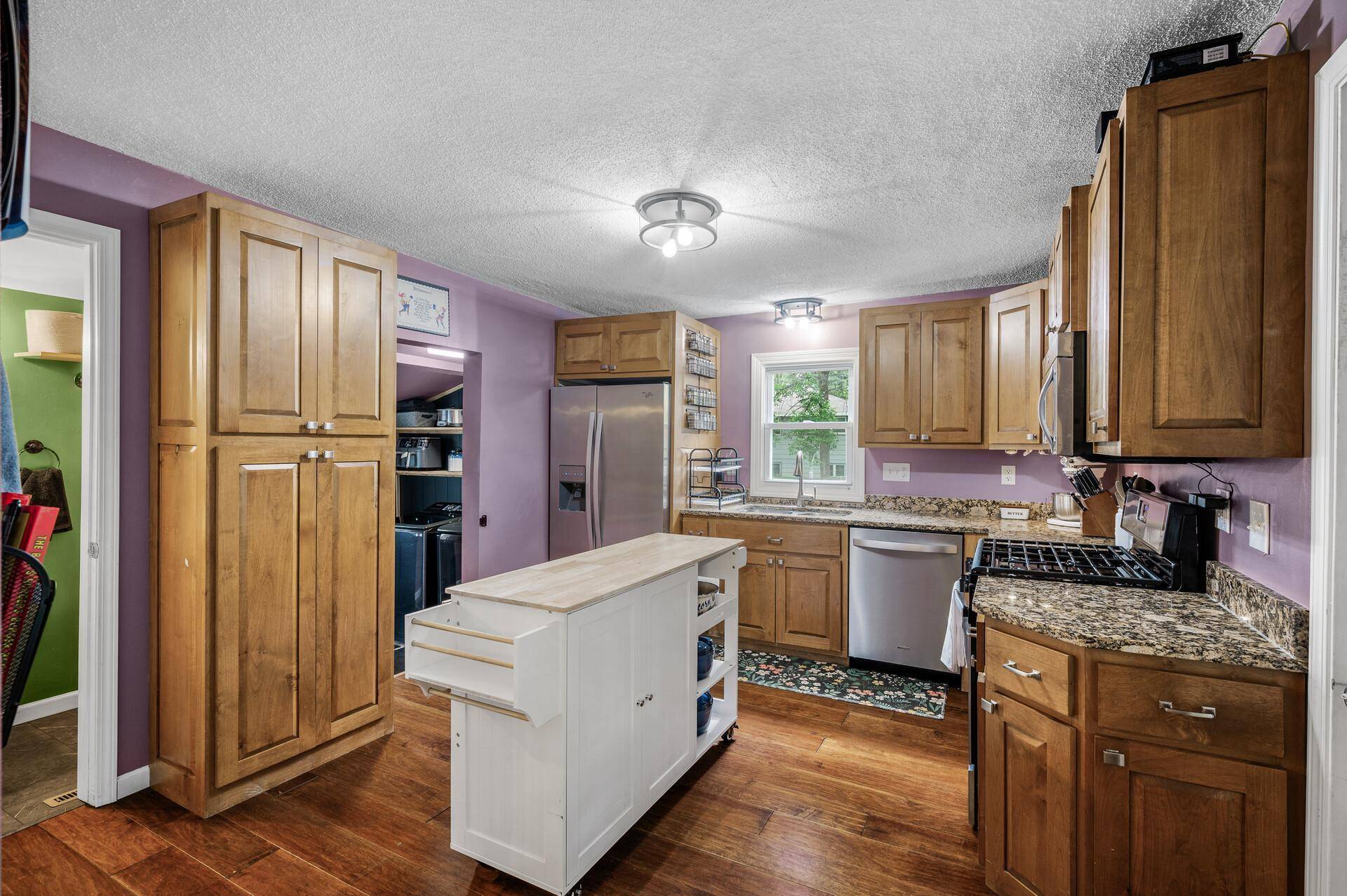 Rockford, MN 55373,6341 Maple ST