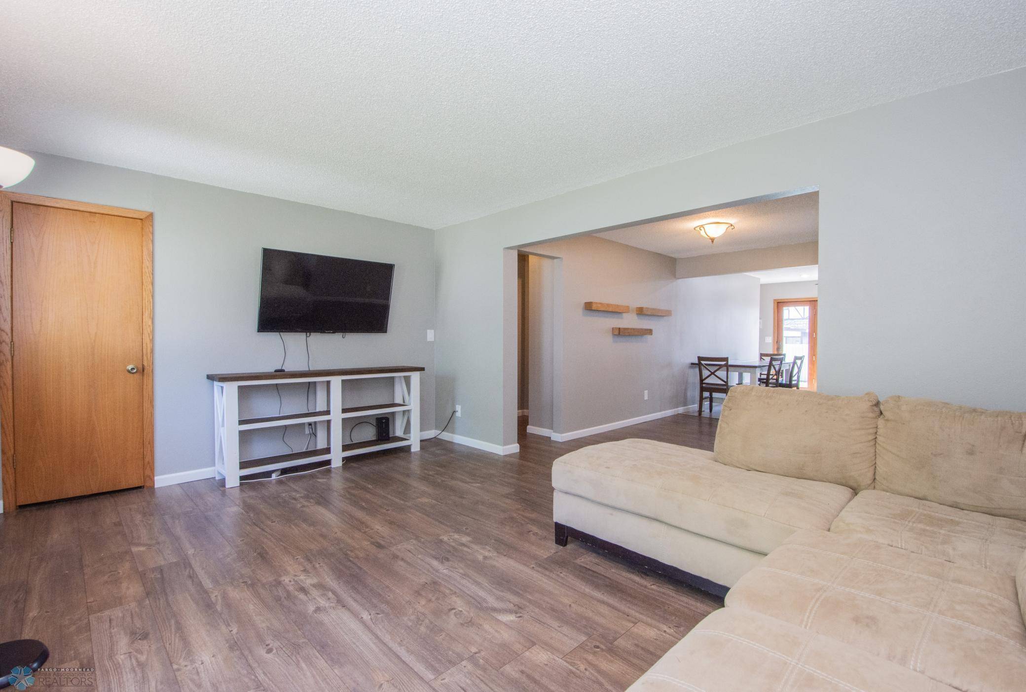 Fargo, ND 58103,350 15th AVE S