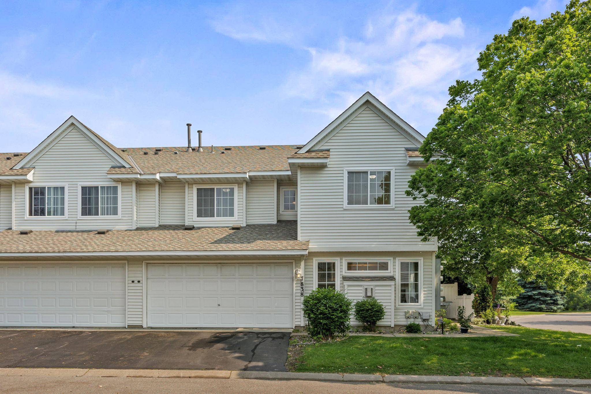 Chanhassen, MN 55317,7838 Harvest LN