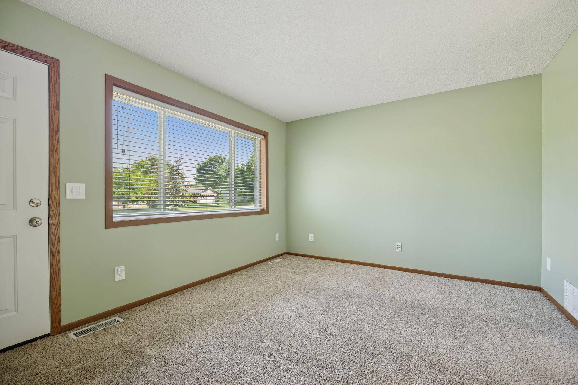 Monticello, MN 55362,5144 Mallard LN