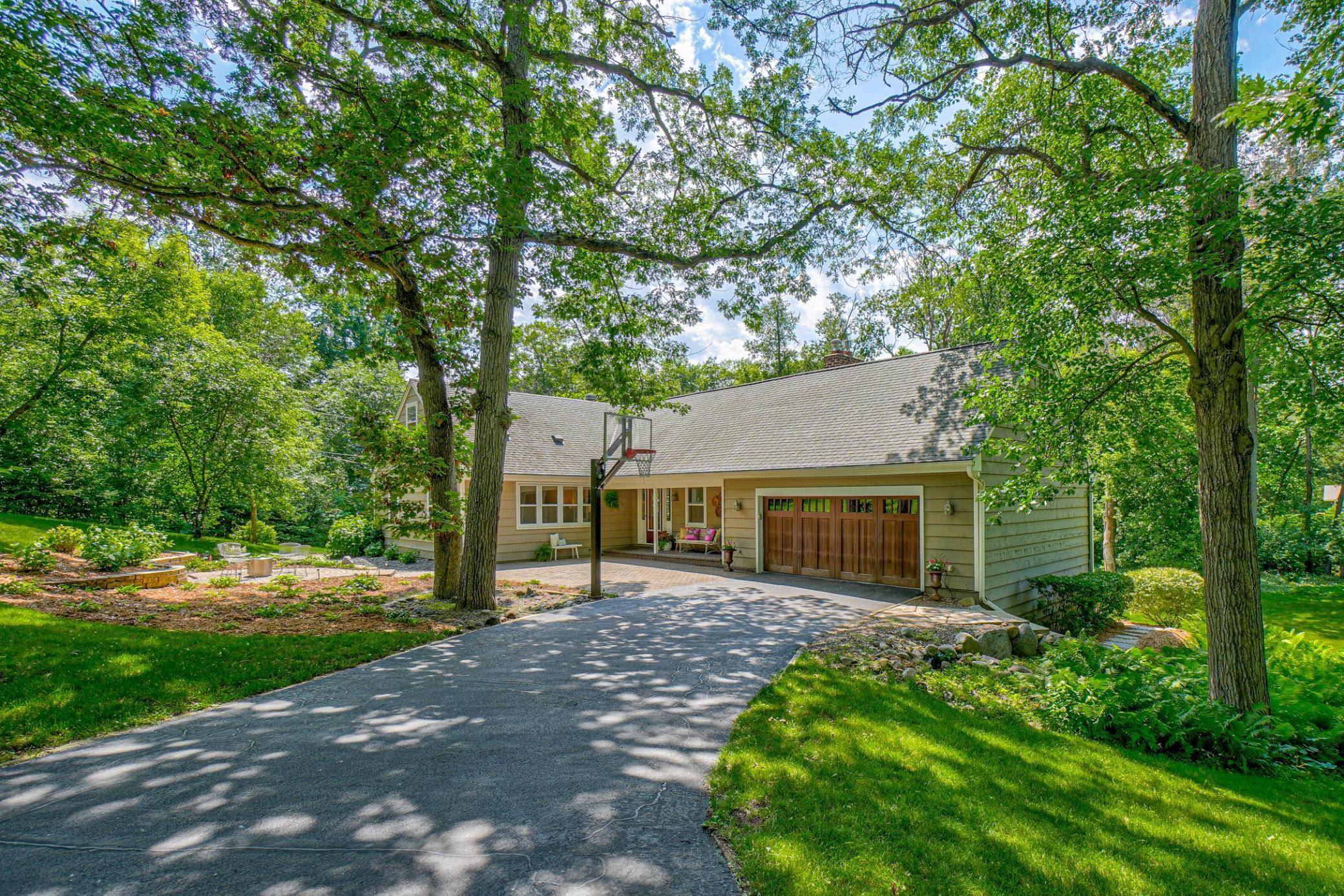 North Oaks, MN 55127,57 E Pleasant Lake RD