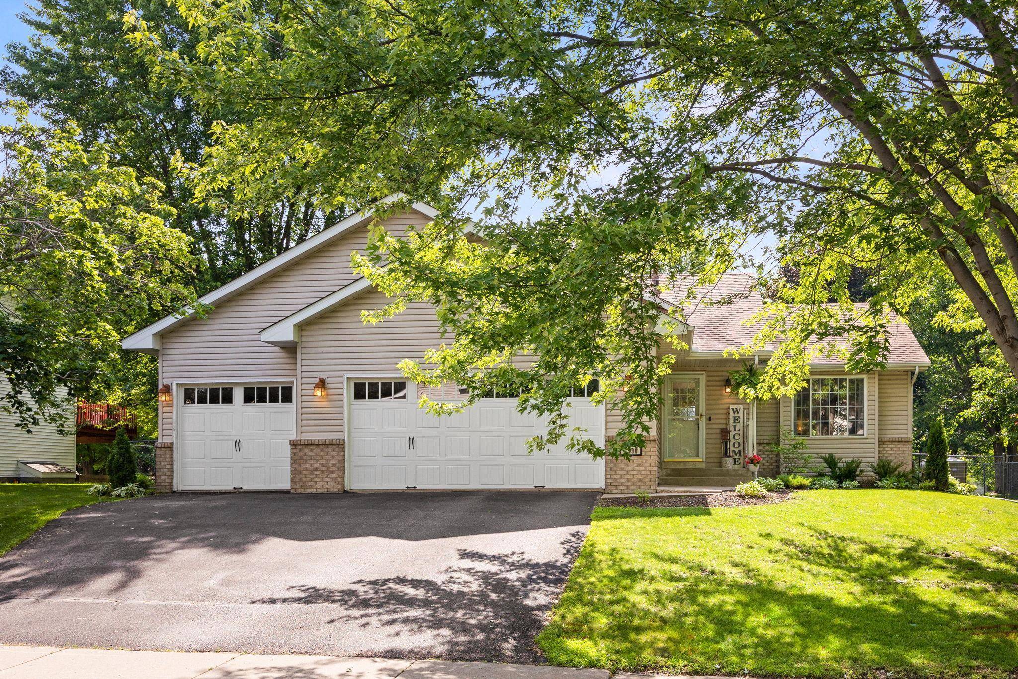 Waconia, MN 55387,1590 Fountain LN