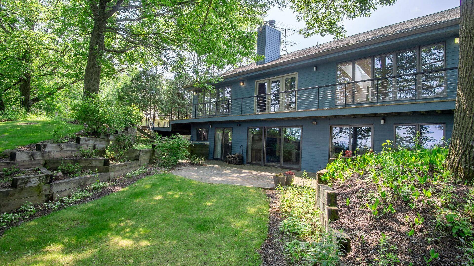 Menomonie, WI 54751,631 Grandview CT