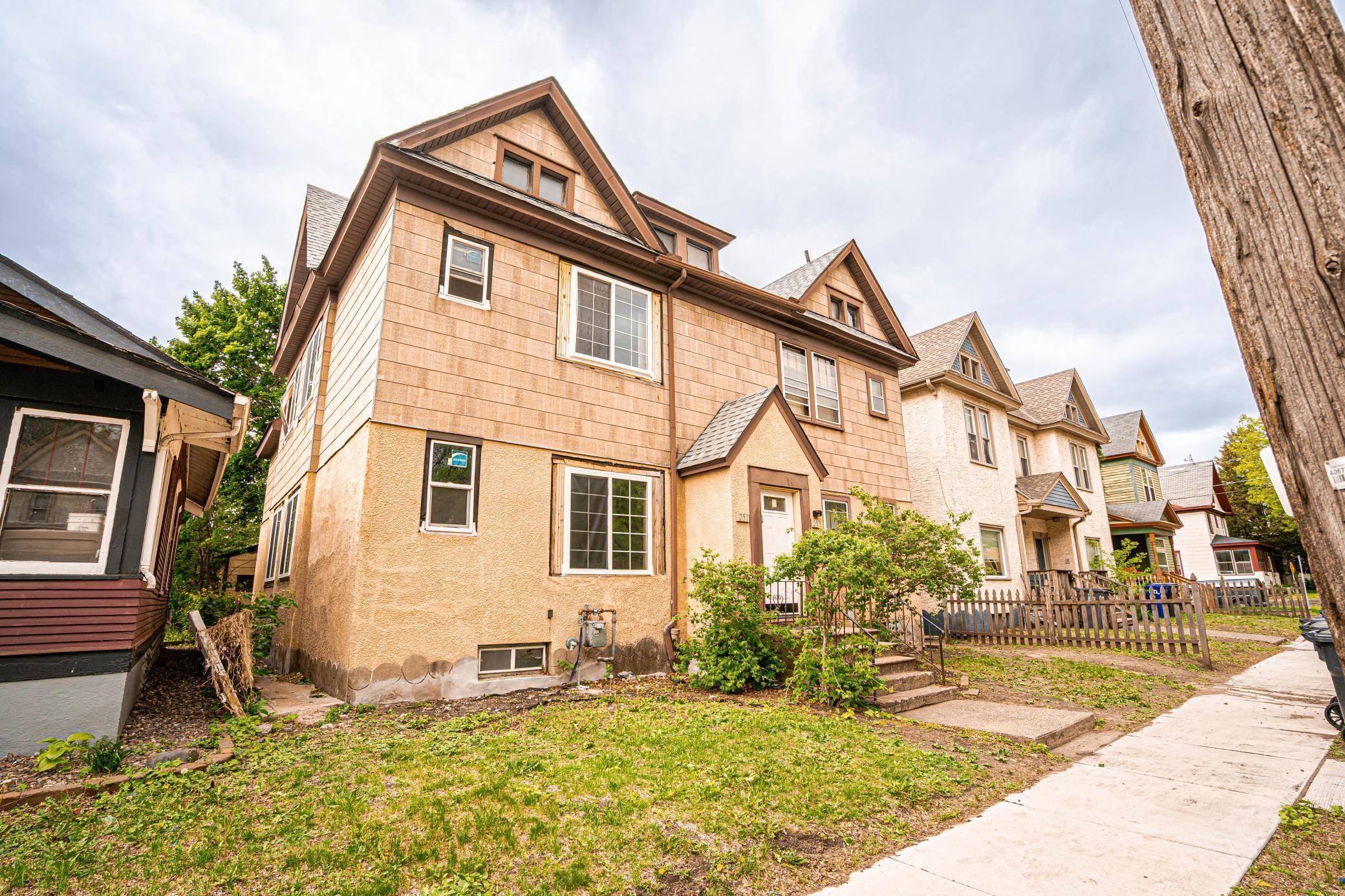 Saint Paul, MN 55106,251 Maria AVE