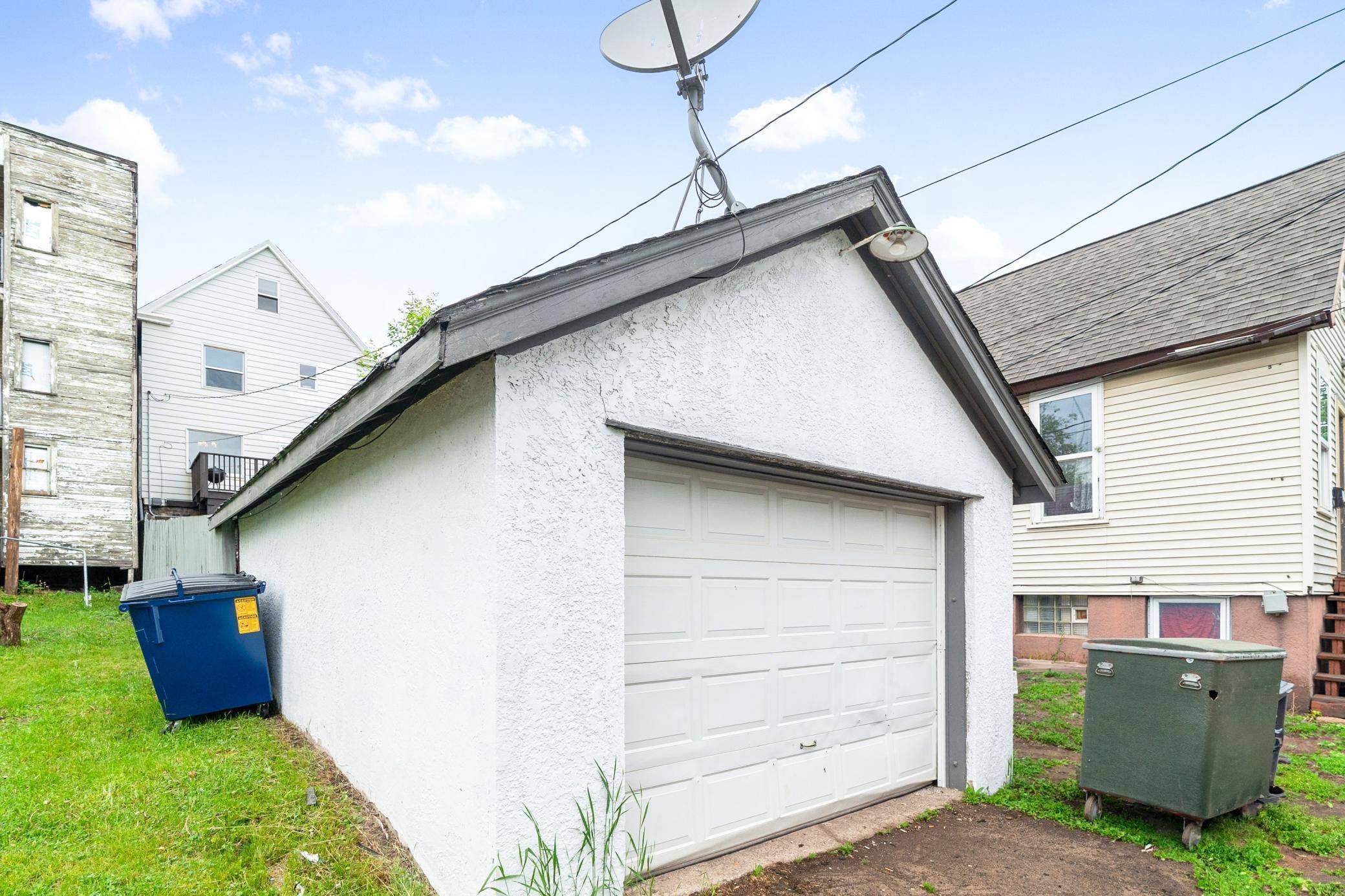 Duluth, MN 55805,416 E 6th ST