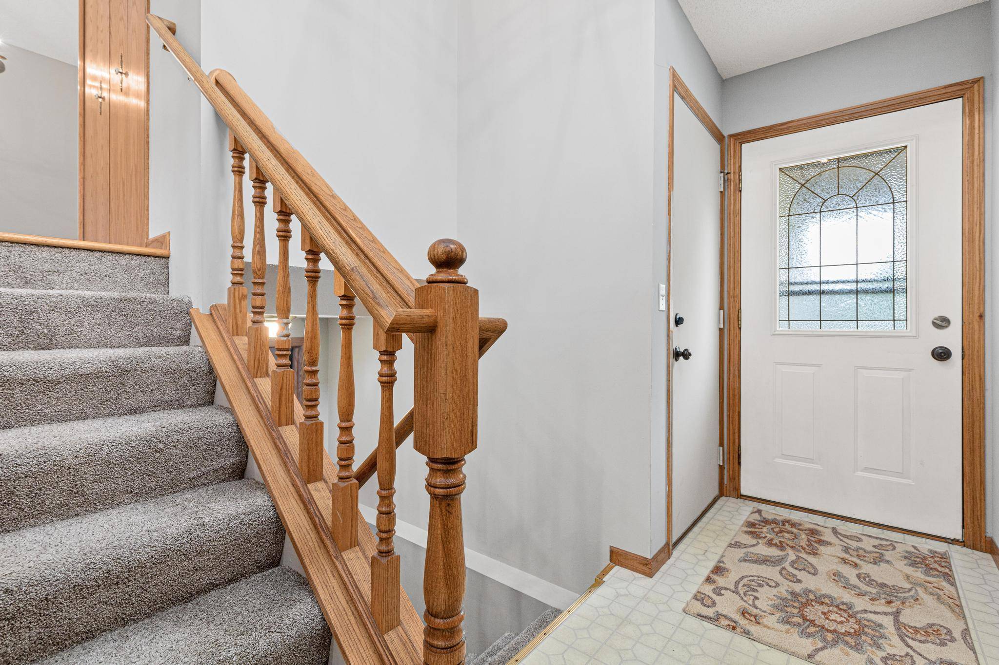 Woodbury, MN 55125,7174 Robinwood CT