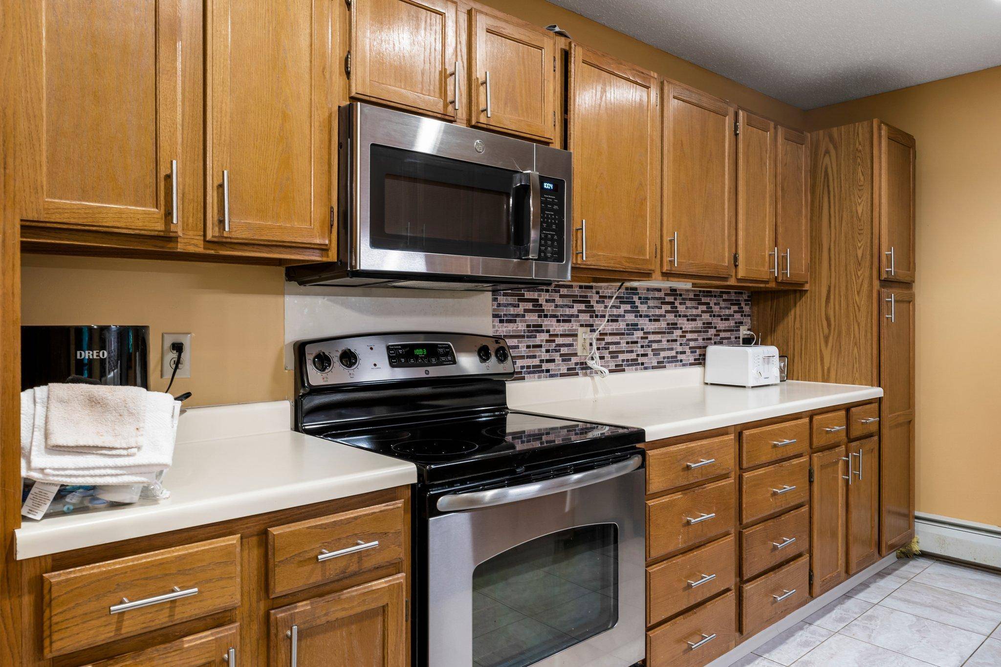 Roseville, MN 55113,500 County Road B W #216