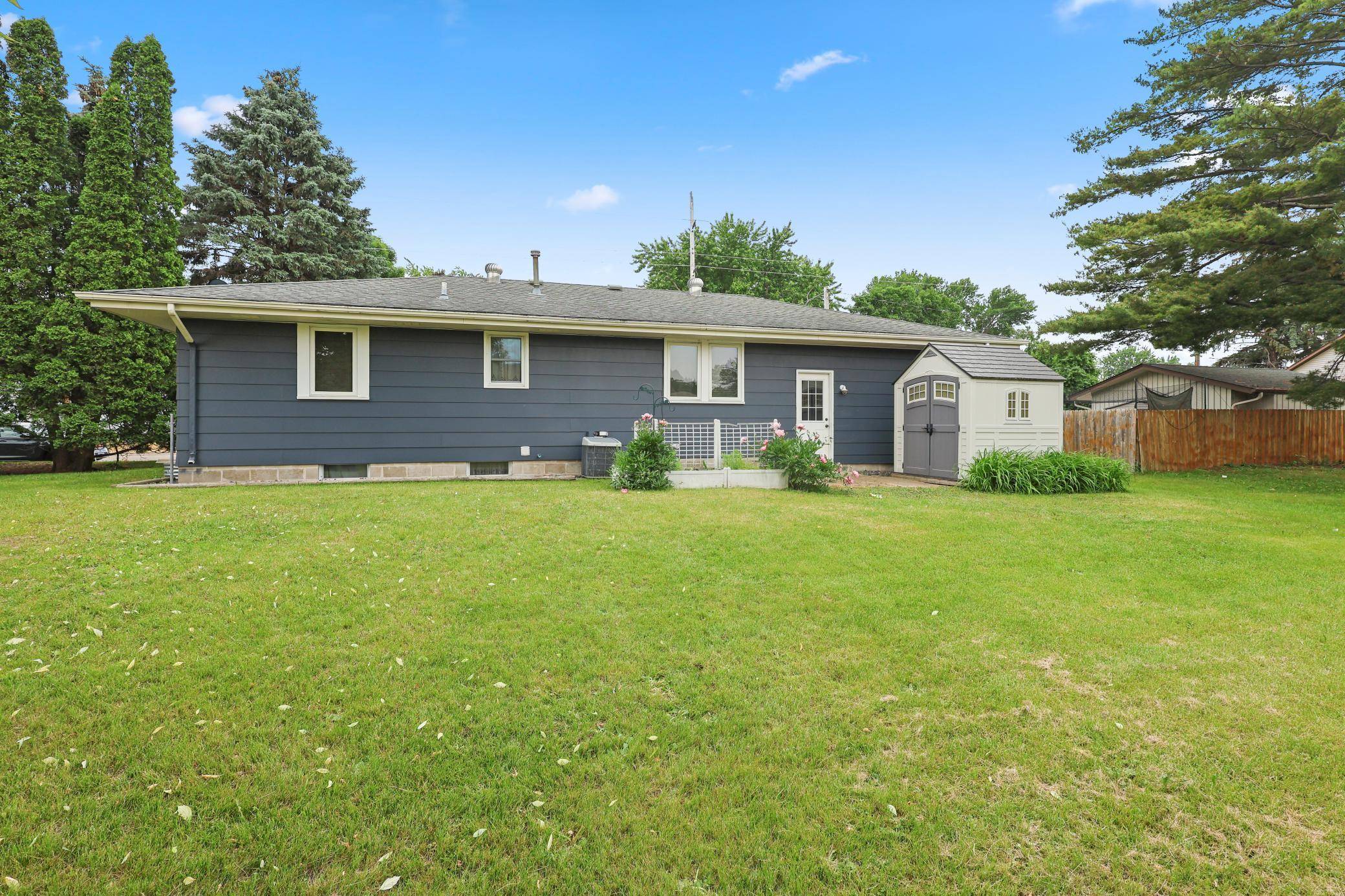 Annandale, MN 55302,130 Chestnut ST E