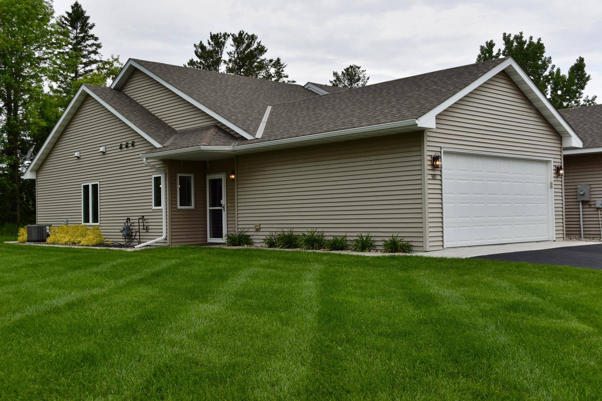 Isle, MN 56342,385 Maplewood CT