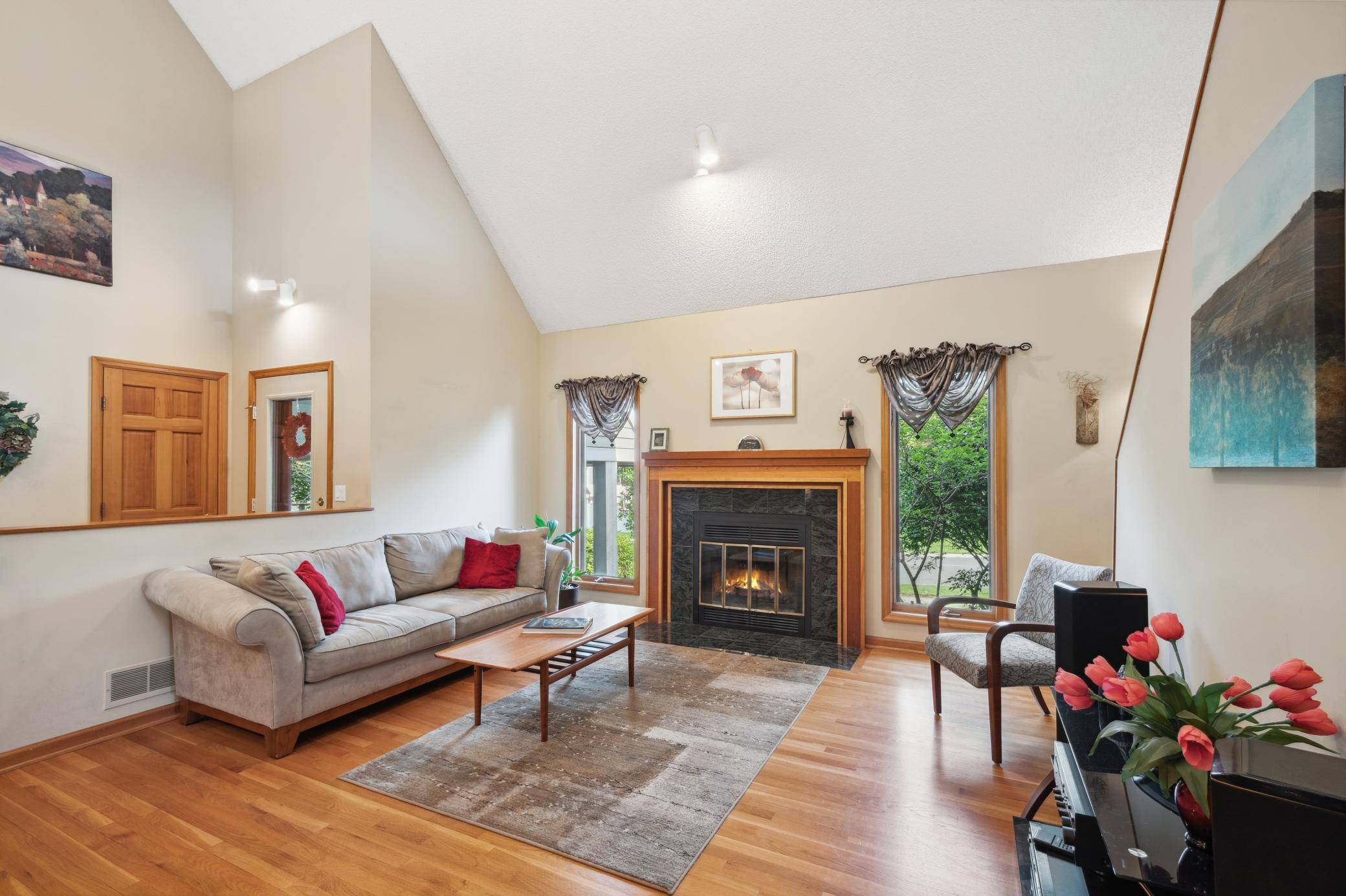 Eden Prairie, MN 55346,15795 Quebec CIR