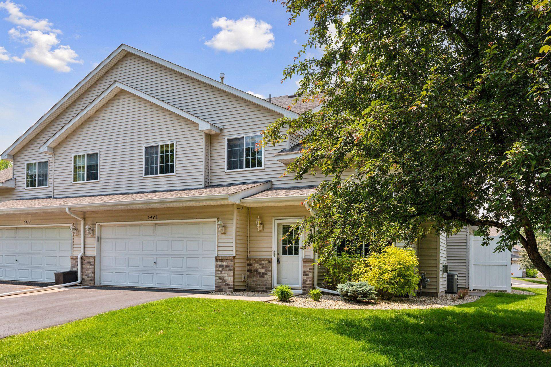 Prior Lake, MN 55372,5425 Fawn CT SE