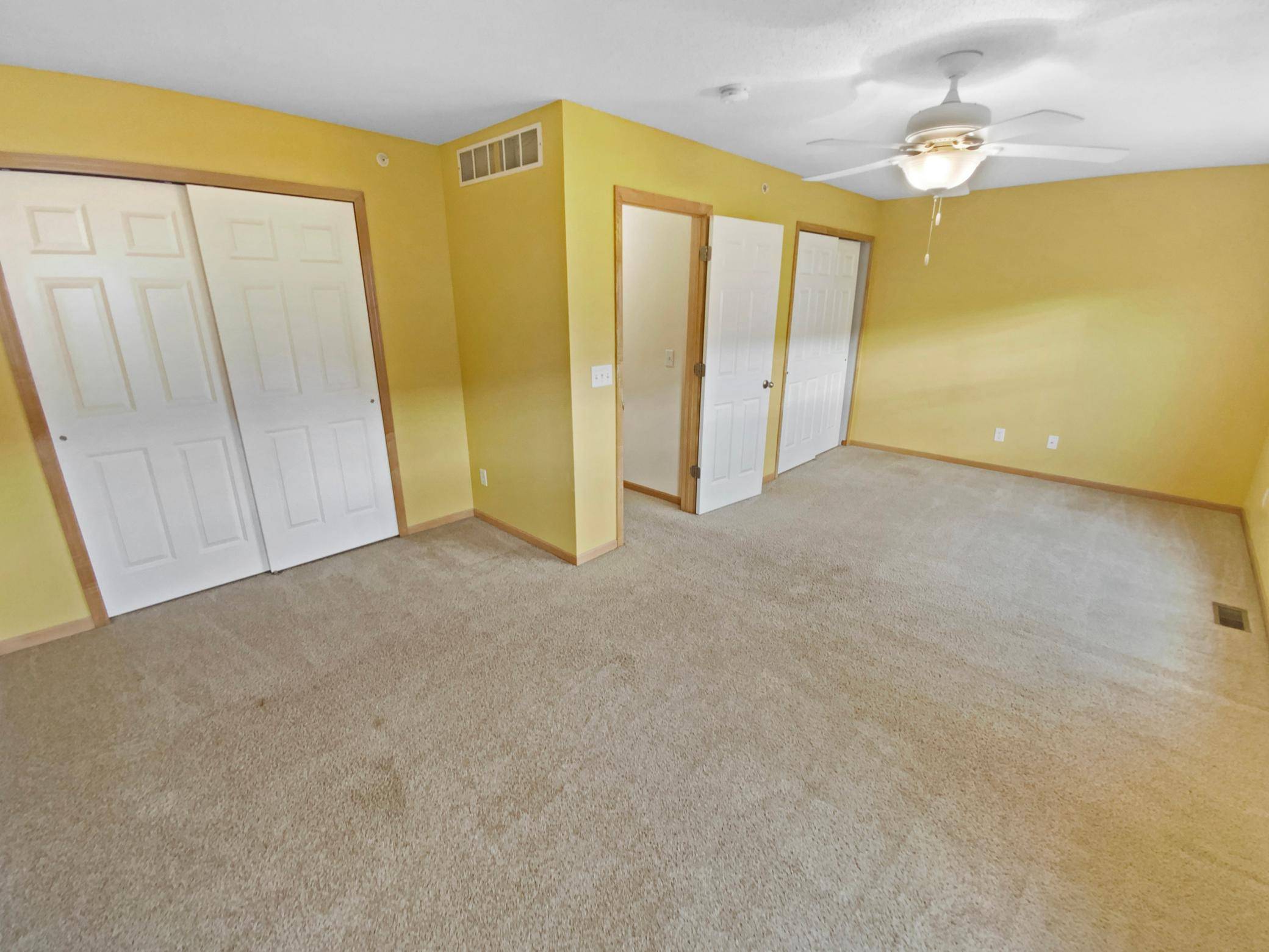 Eden Prairie, MN 55347,15579 June Grass LN