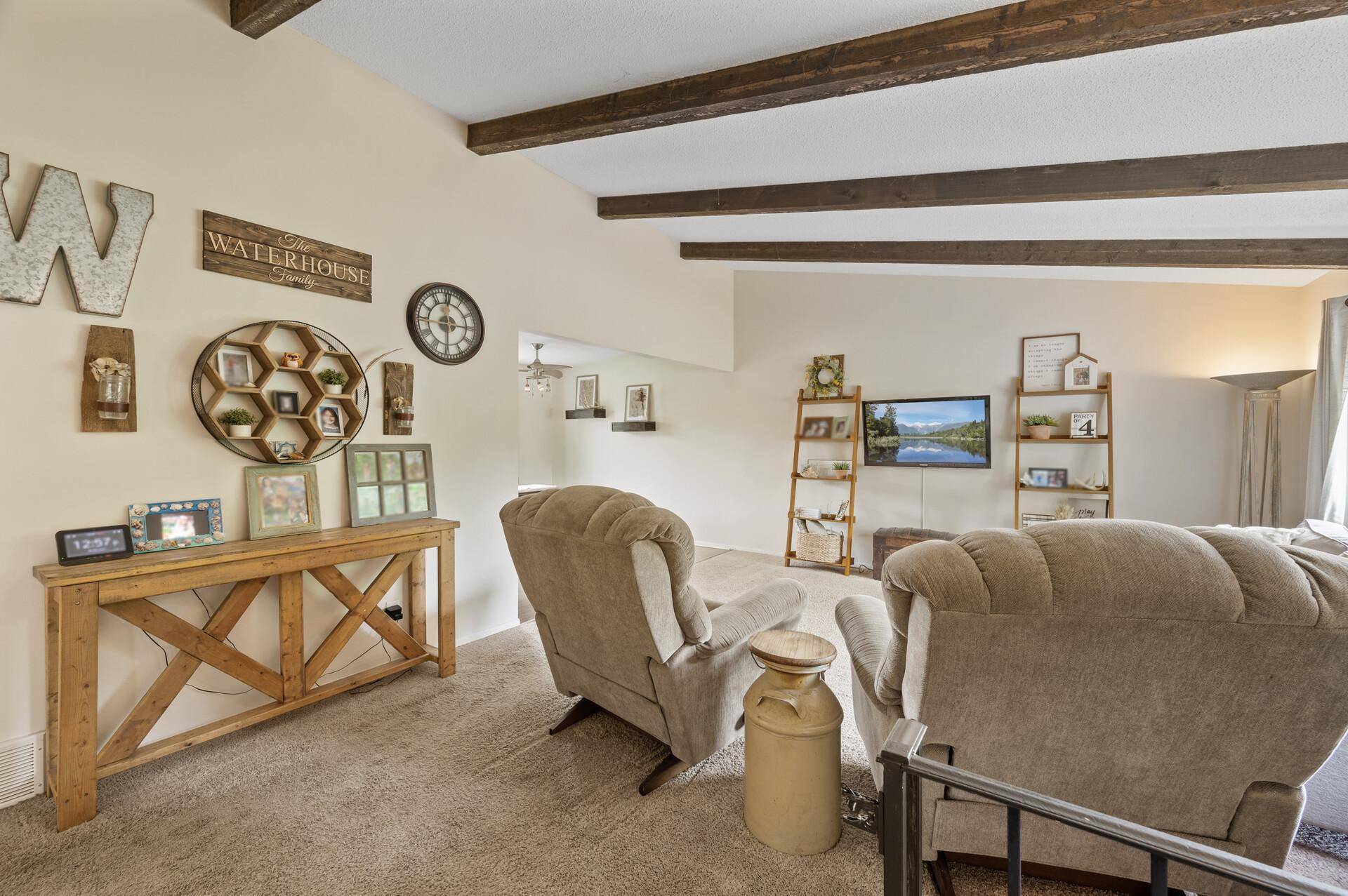 Brooklyn Park, MN 55445,7317 Candlewood DR