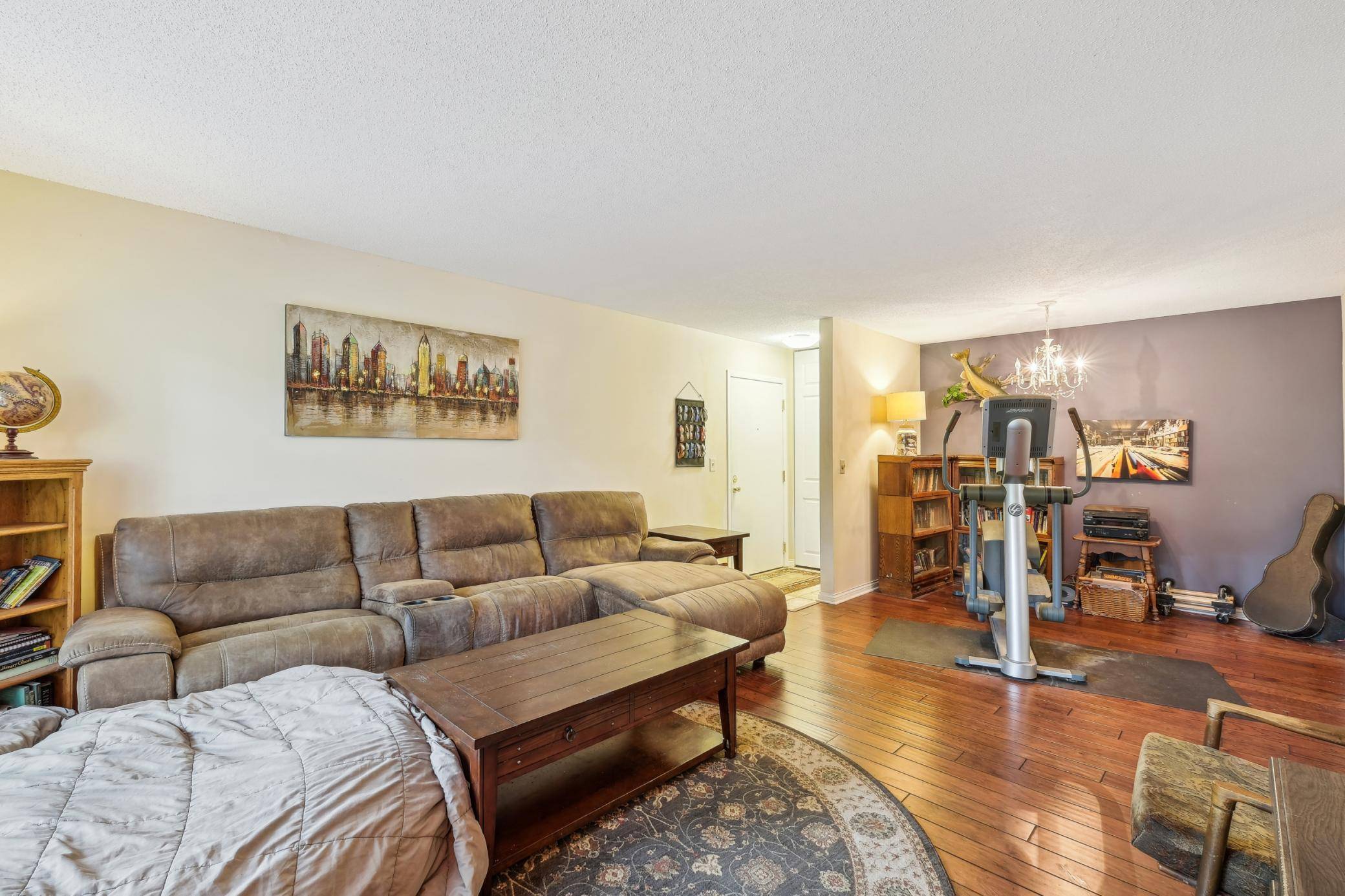 Saint Anthony, MN 55421,4004 Foss RD #101