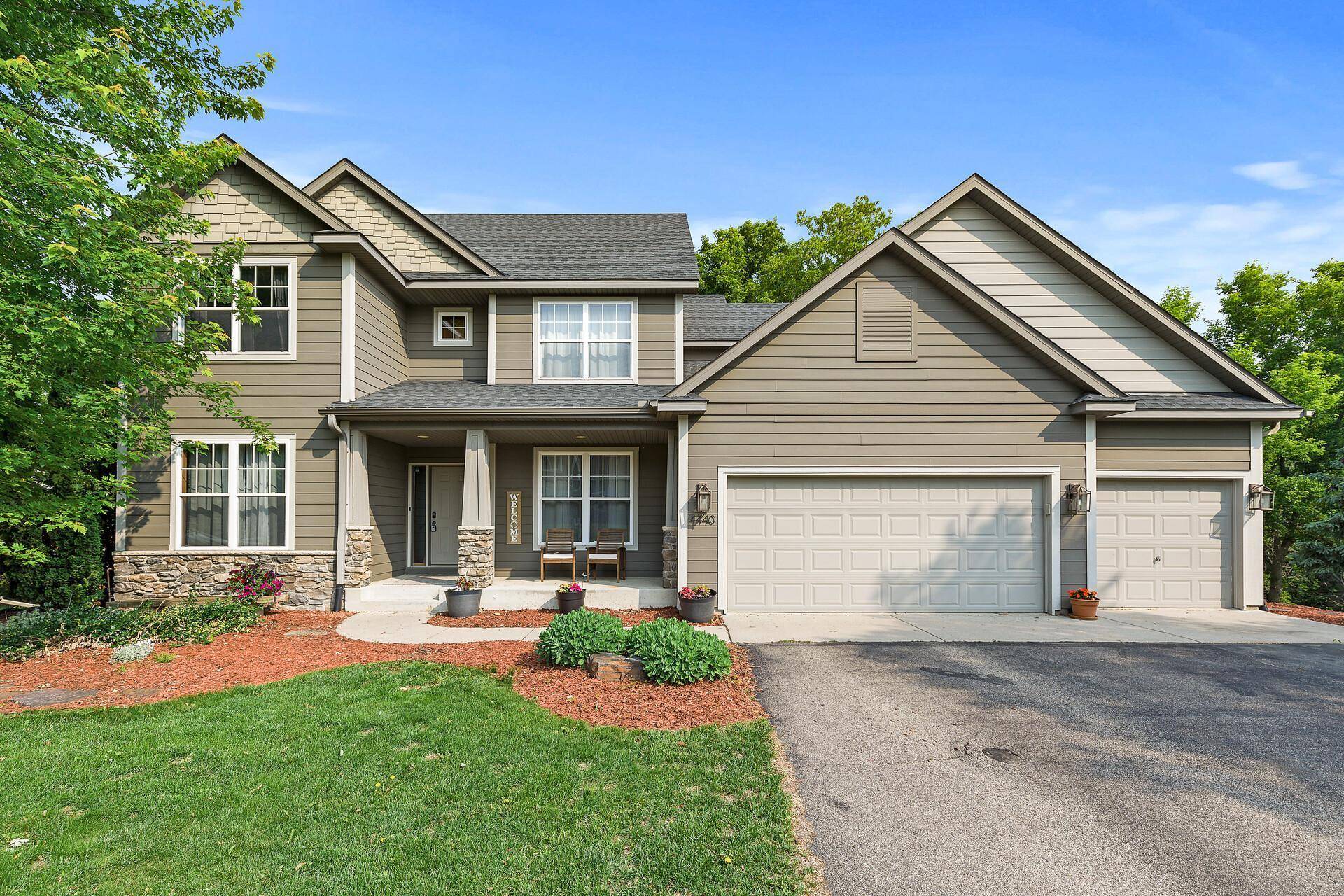 Prior Lake, MN 55372,4440 Overlook DR SE