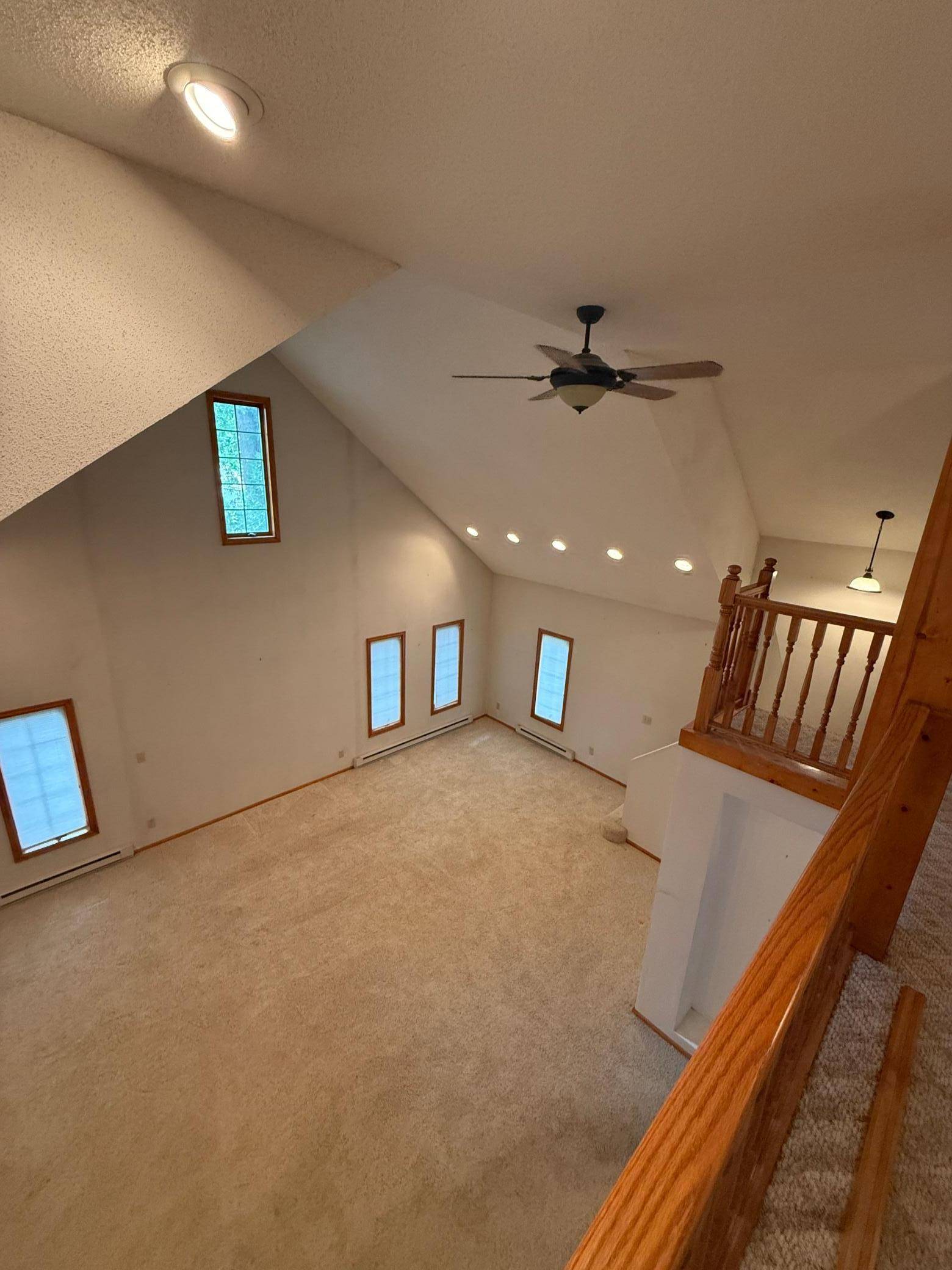 Belview, MN 56214,306 1st ST