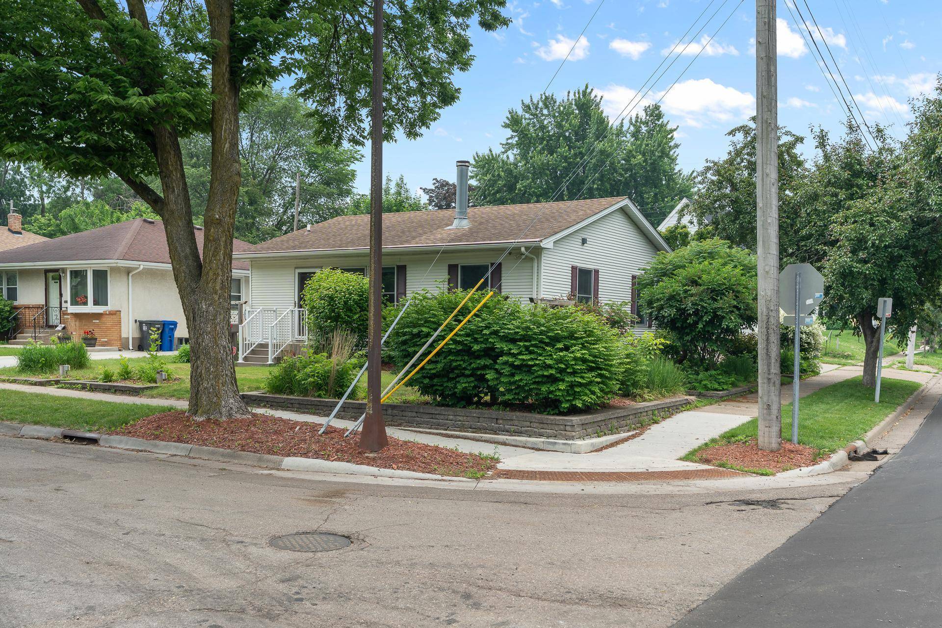 Saint Paul, MN 55119,2022 Nokomis AVE