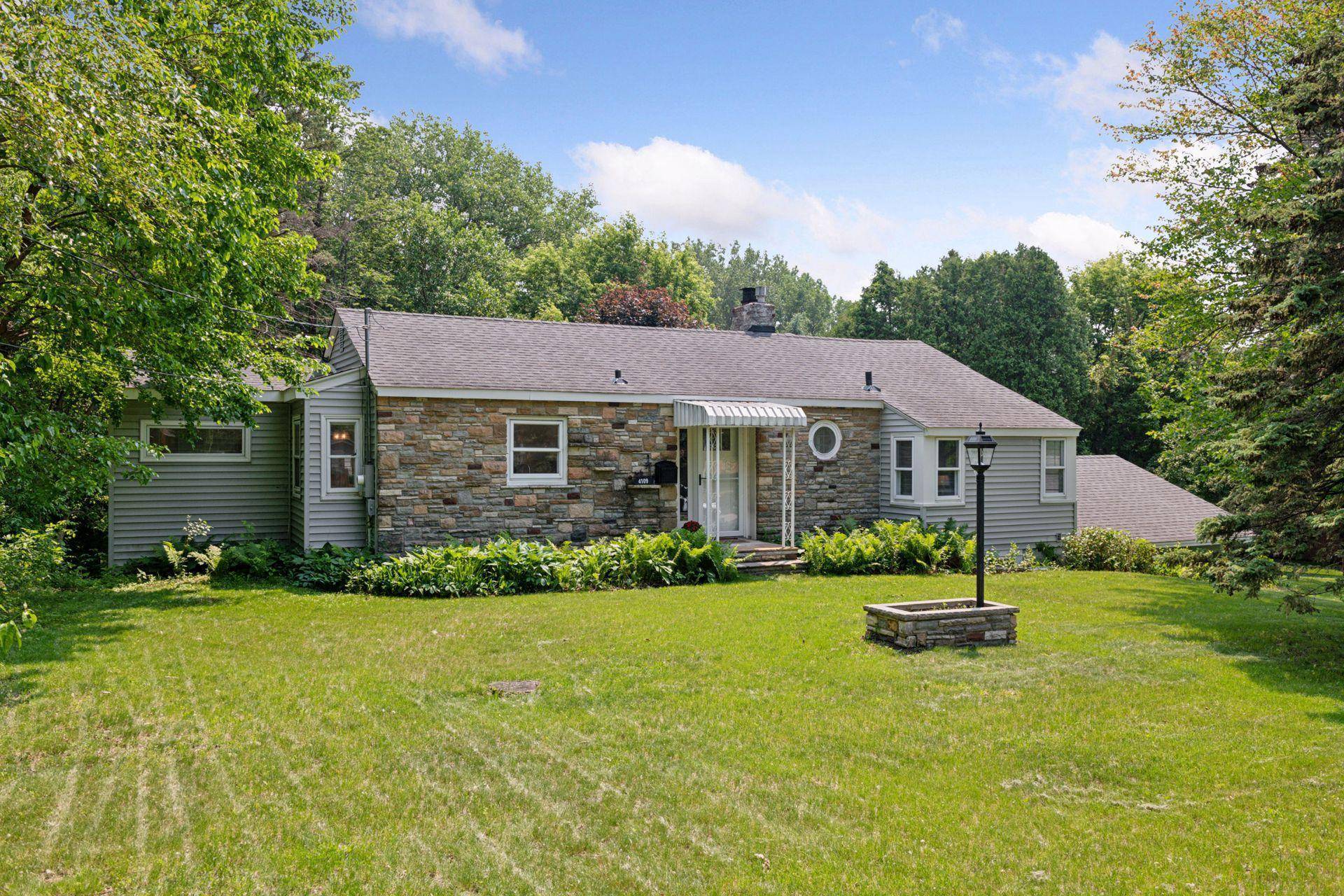 Bloomington, MN 55437,4109 W 84th ST