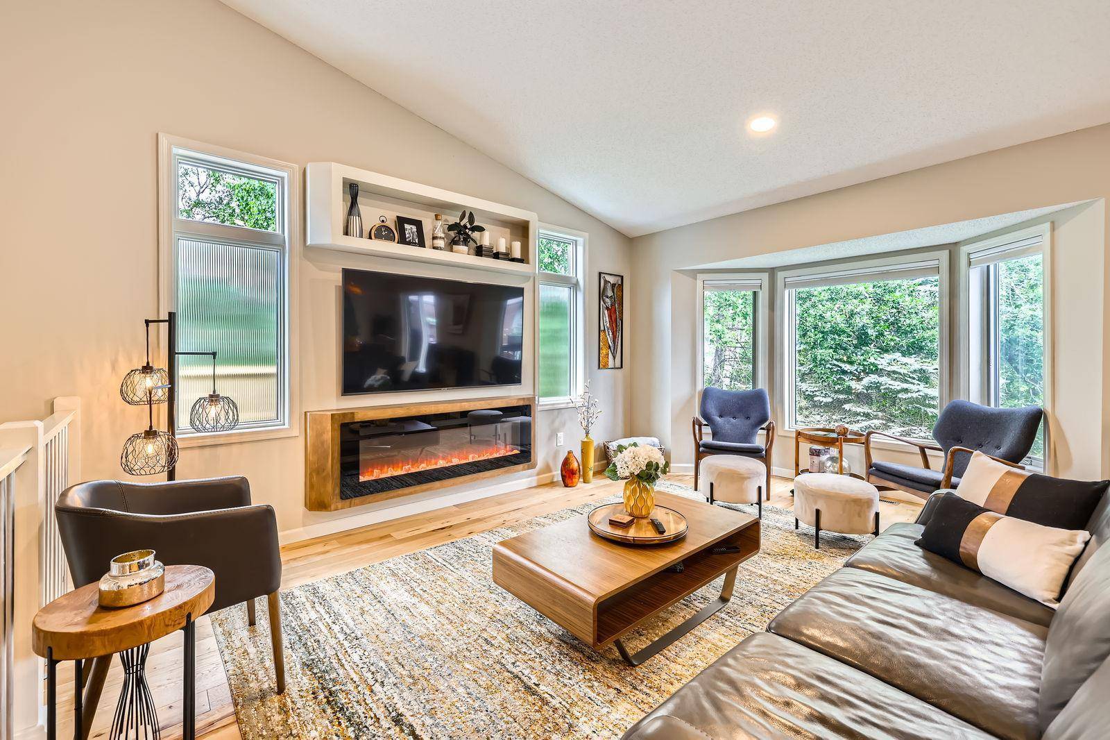 Shoreview, MN 55126,5691 Birch TRL
