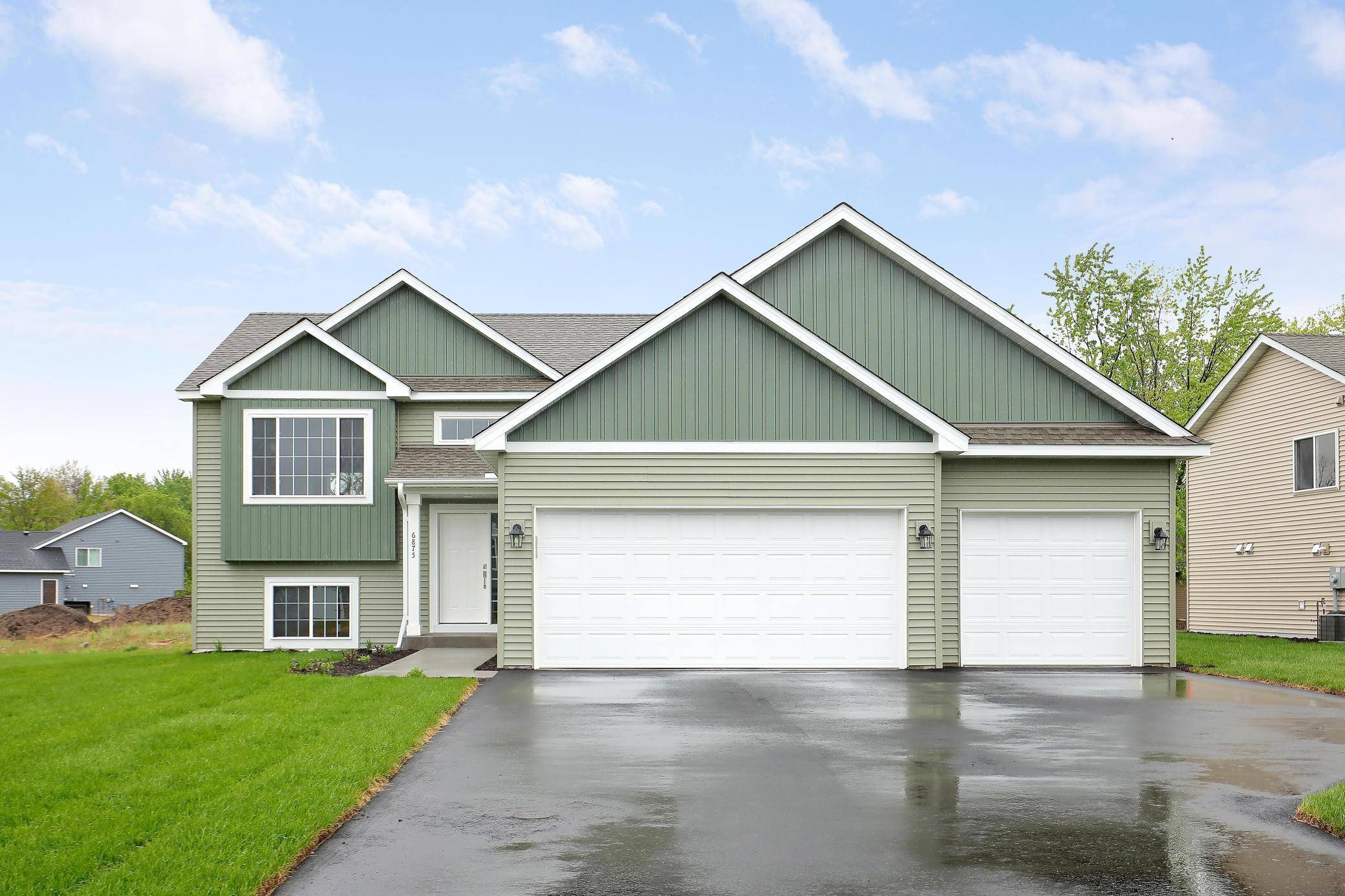 North Branch, MN 55056,37570 Greenwich CT