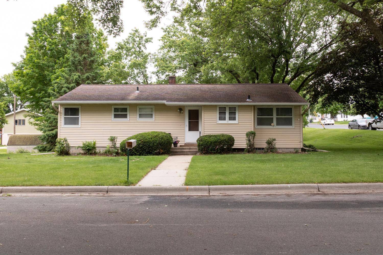 Preston, MN 55965,416 Spring ST NW