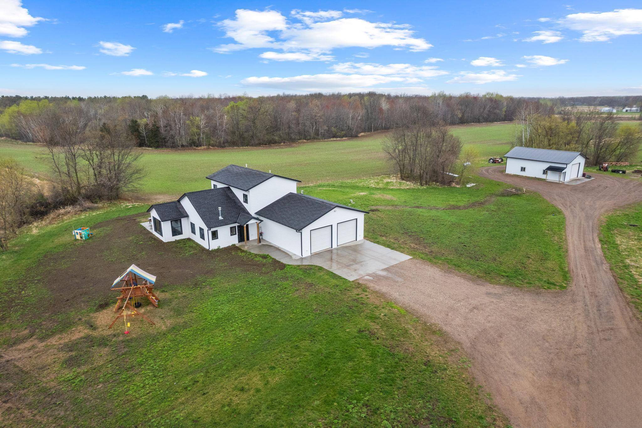 North Branch, MN 55056,6359 313th AVE NE