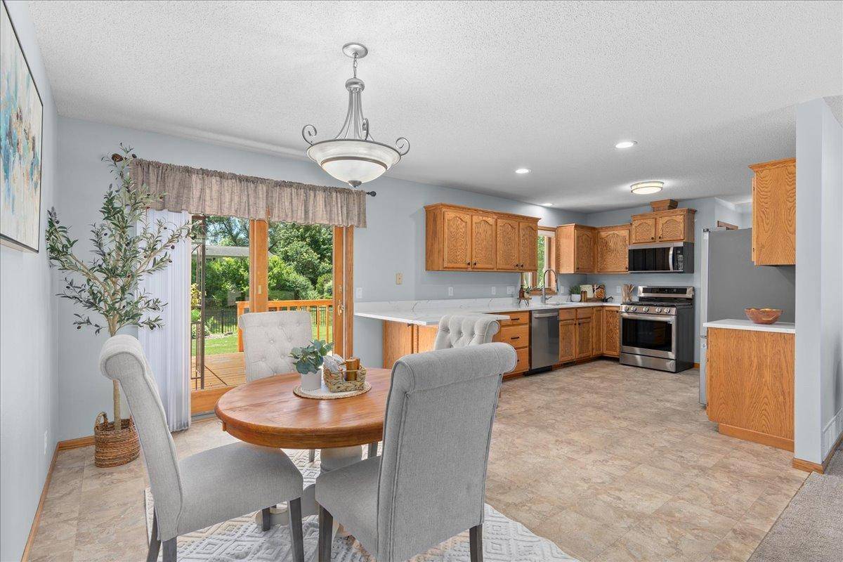 Prescott, WI 54021,363 Flora ST S